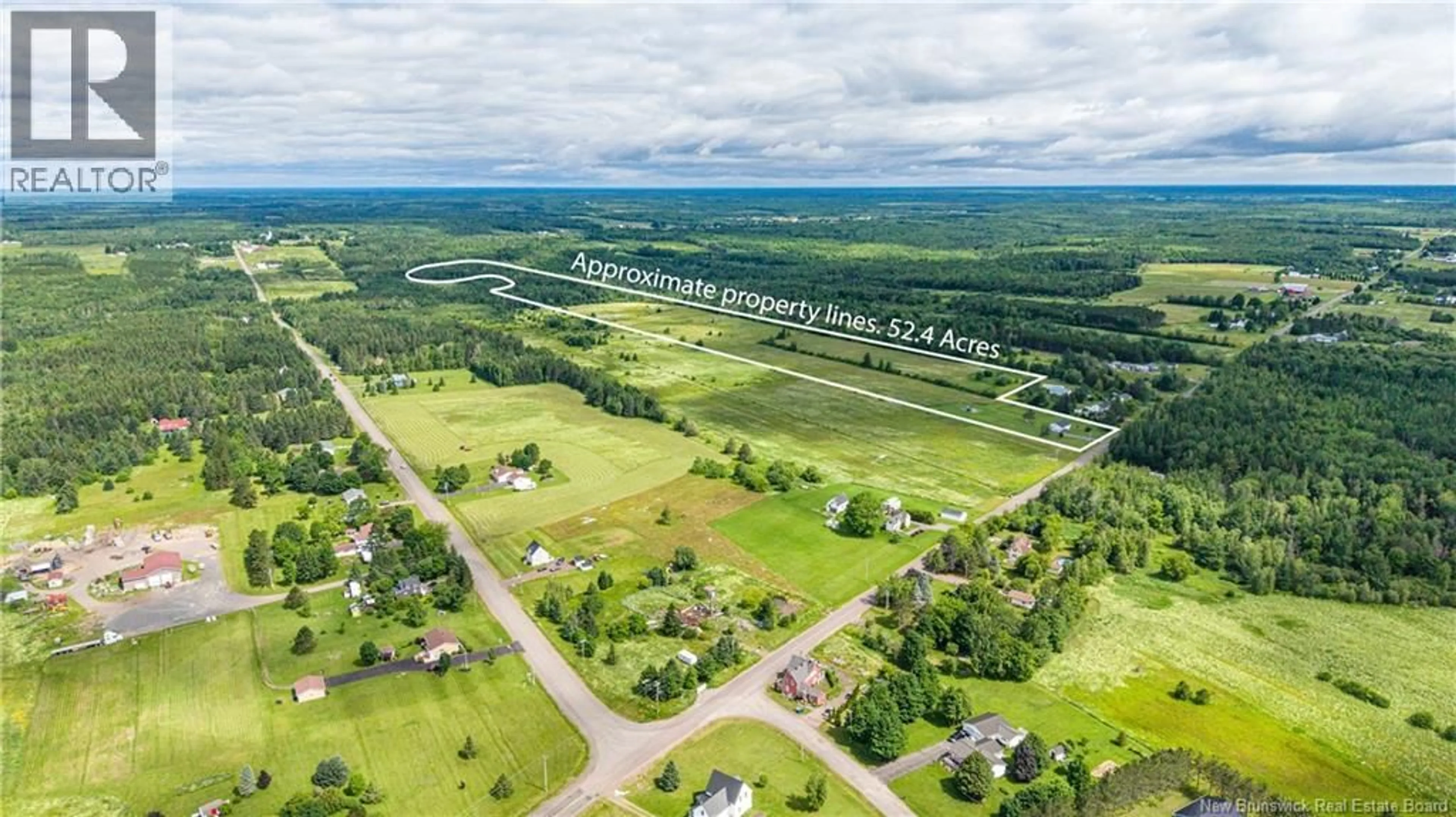A pic from outside/outdoor area/front of a property/back of a property/a pic from drone, water/lake/river/ocean view for 1699 ROUTE 485, Saint-Paul New Brunswick E4T3K1
