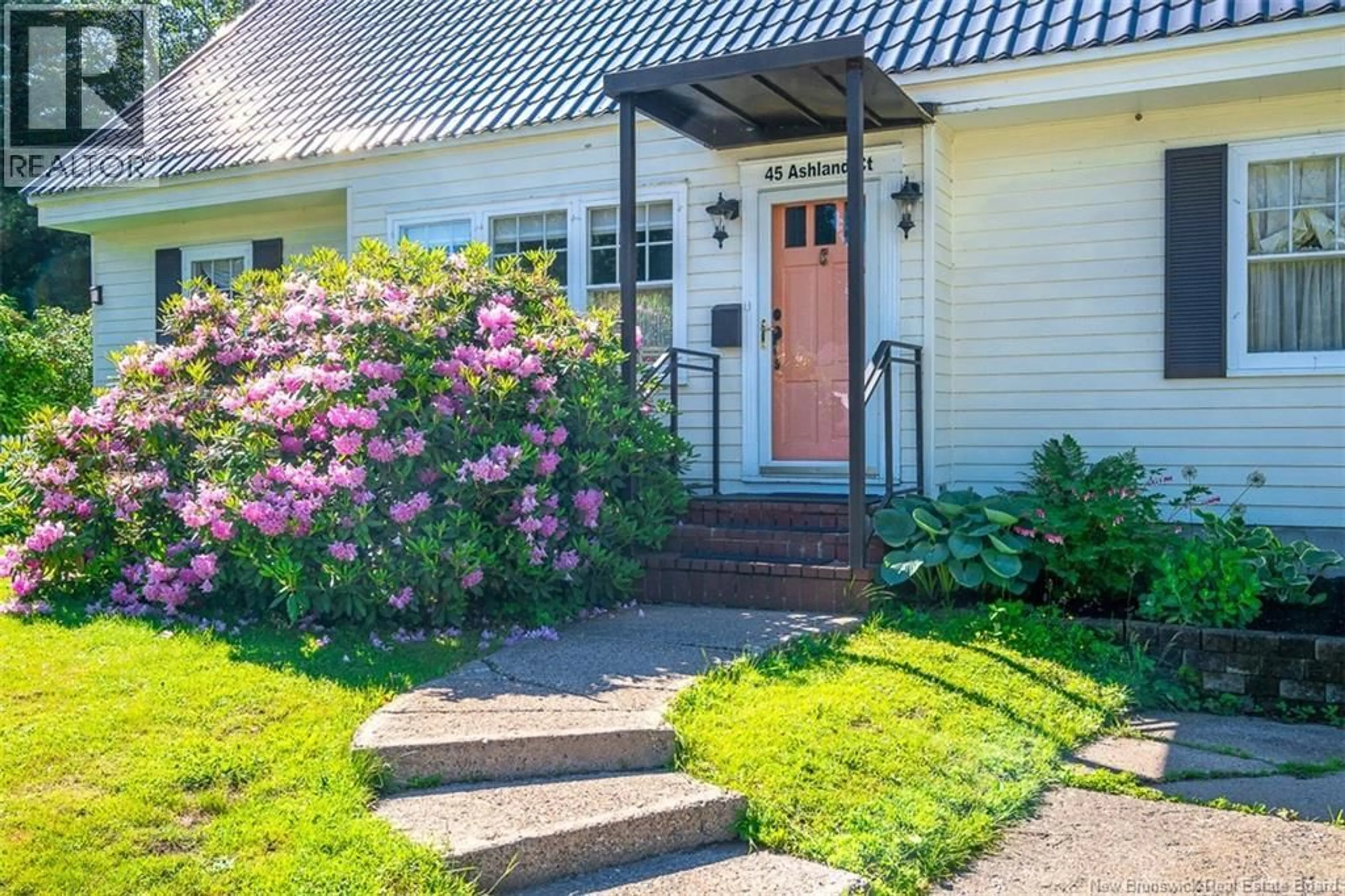 Unknown for 45 ASHLAND COURT, Fredericton New Brunswick E3B2N8