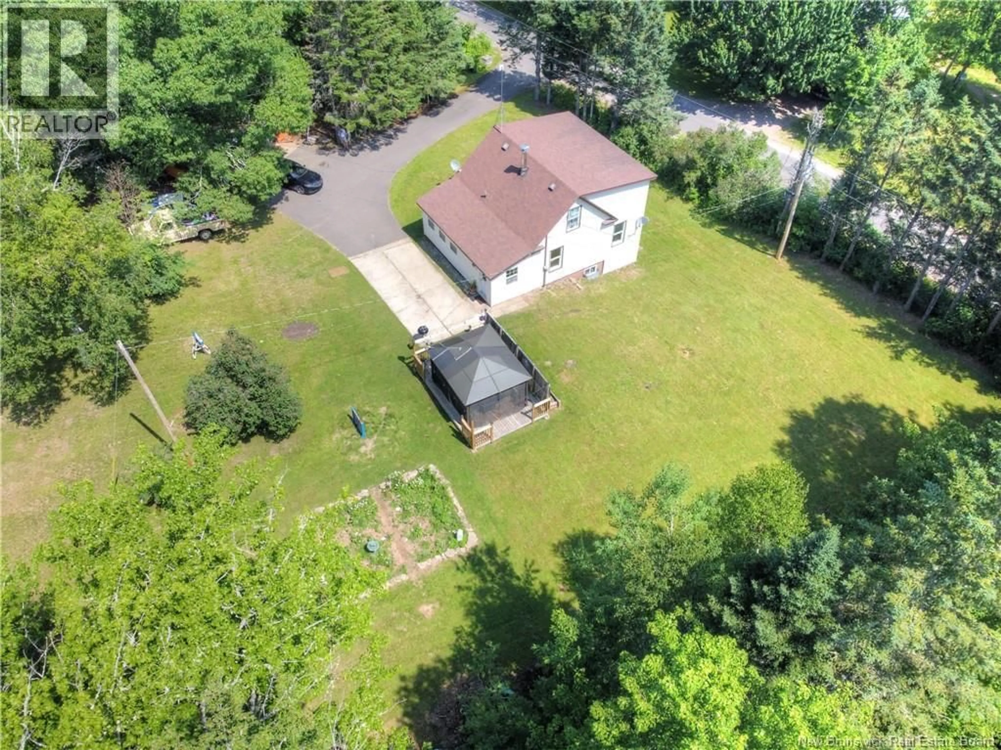 A pic from outside/outdoor area/front of a property/back of a property/a pic from drone, unknown for 386 UPPER HAMSTEAD ROAD, Upper Hampstead New Brunswick E5M1X2