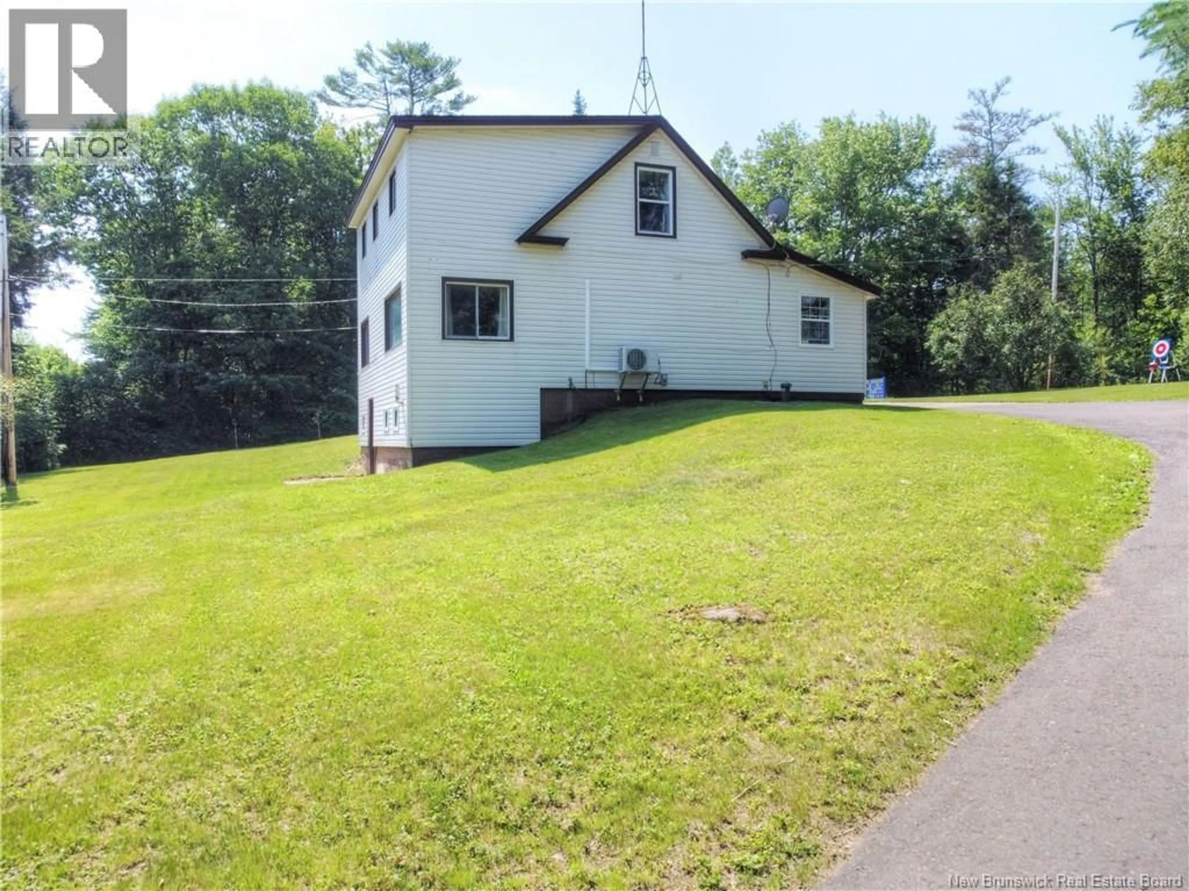 A pic from outside/outdoor area/front of a property/back of a property/a pic from drone, street for 386 UPPER HAMSTEAD ROAD, Upper Hampstead New Brunswick E5M1X2