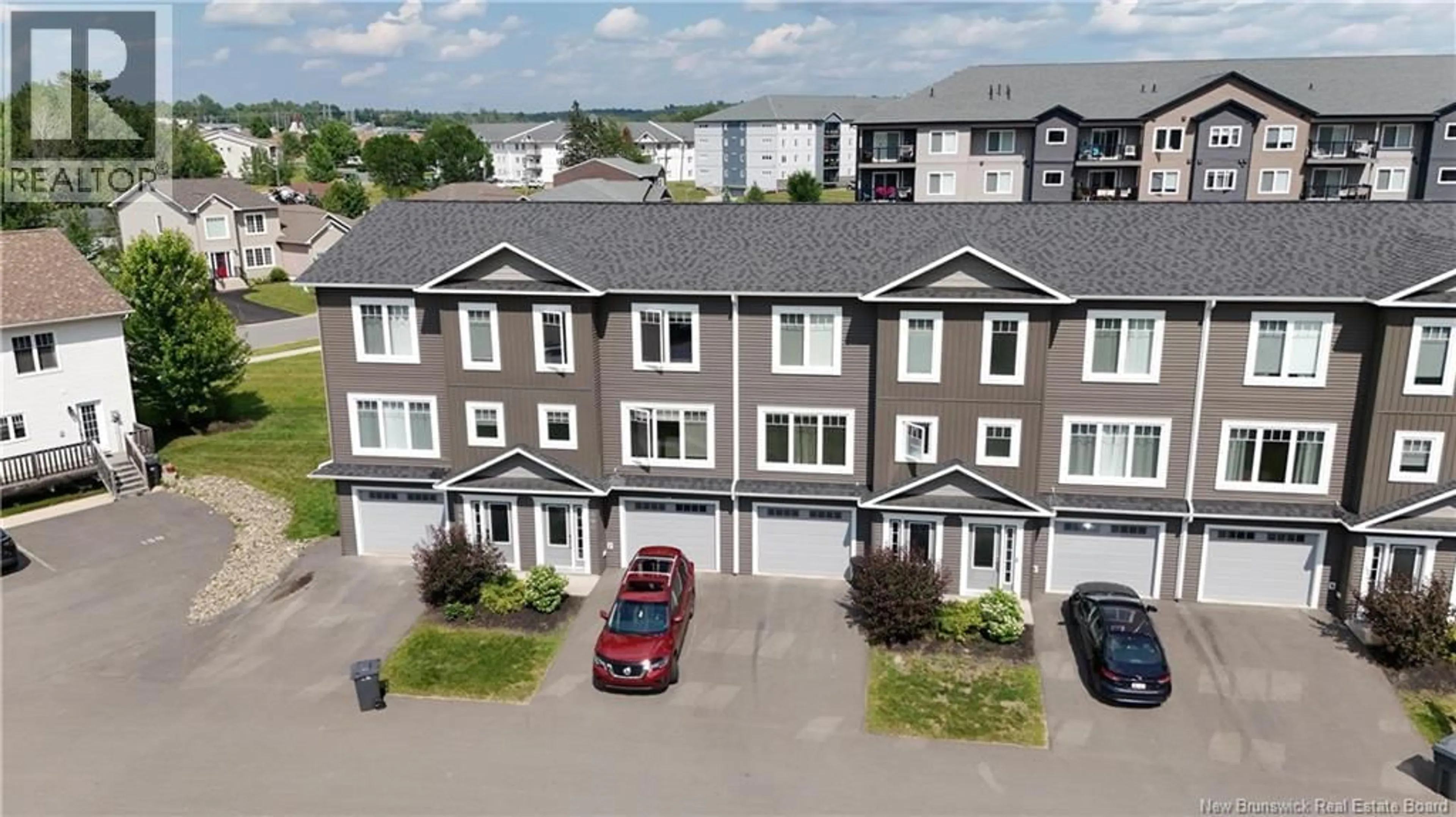 A pic from outside/outdoor area/front of a property/back of a property/a pic from drone, unknown for 140 MIA CIRCLE, Fredericton New Brunswick E3A7N5