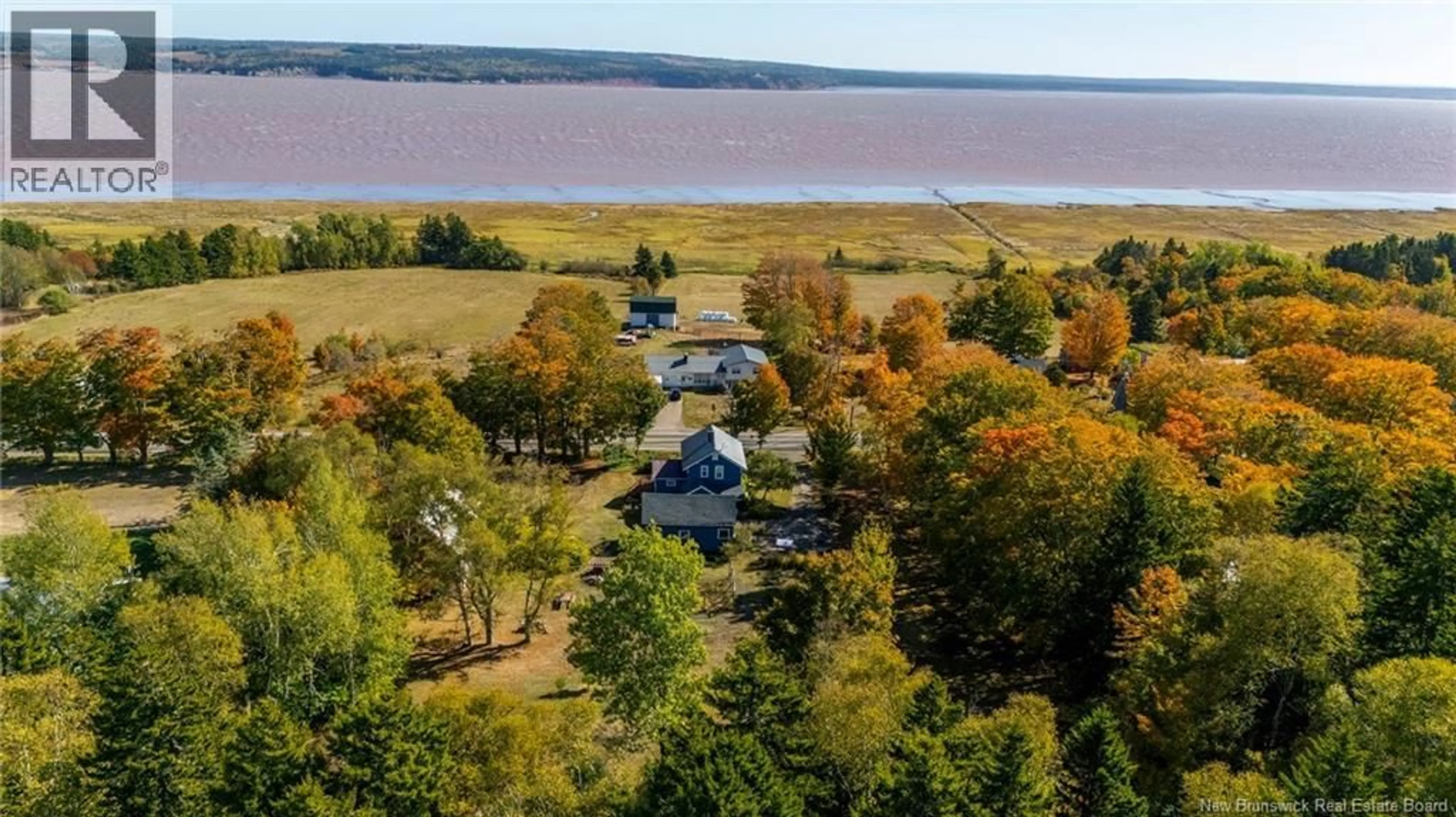 A pic from outside/outdoor area/front of a property/back of a property/a pic from drone, water/lake/river/ocean view for 3988 ROUTE 114, Hopewell Cape New Brunswick E4H3K1