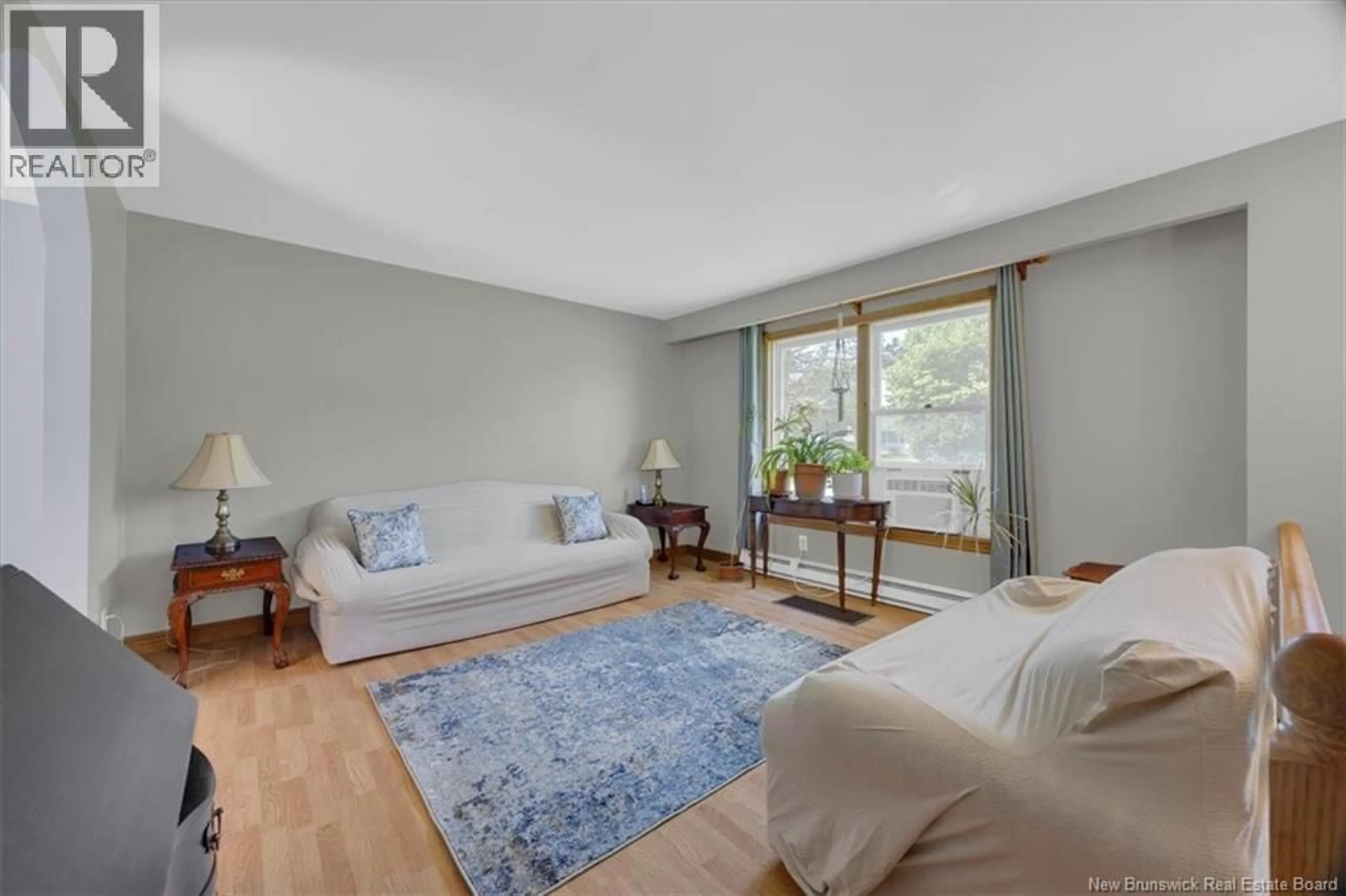 Living room with furniture, unknown for 11 COUNTRY CRESCENT, Quispamsis New Brunswick E2E1T3