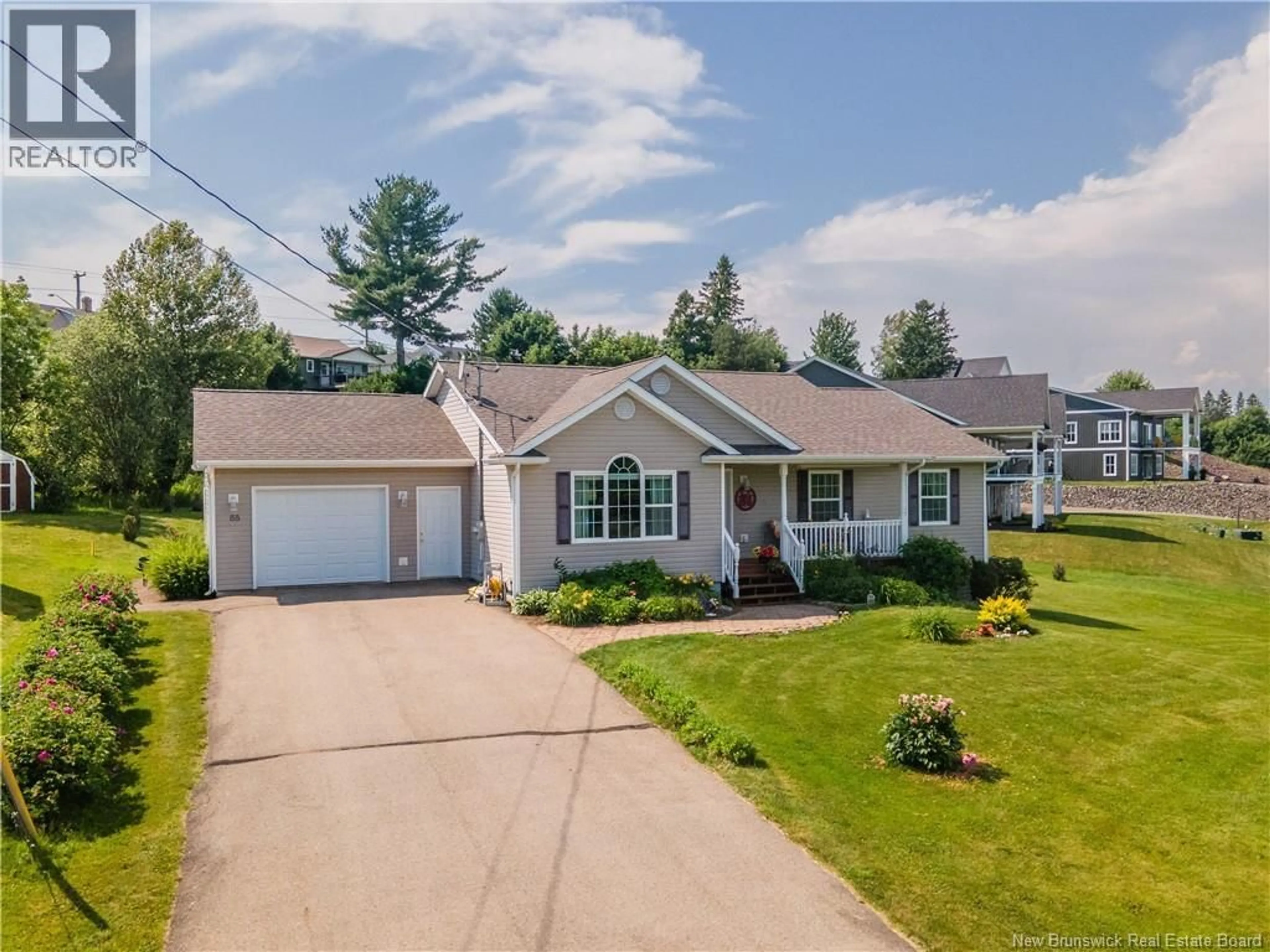 A pic from outside/outdoor area/front of a property/back of a property/a pic from drone, street for 68 LEO AVENUE, Sussex New Brunswick E4E1Z8