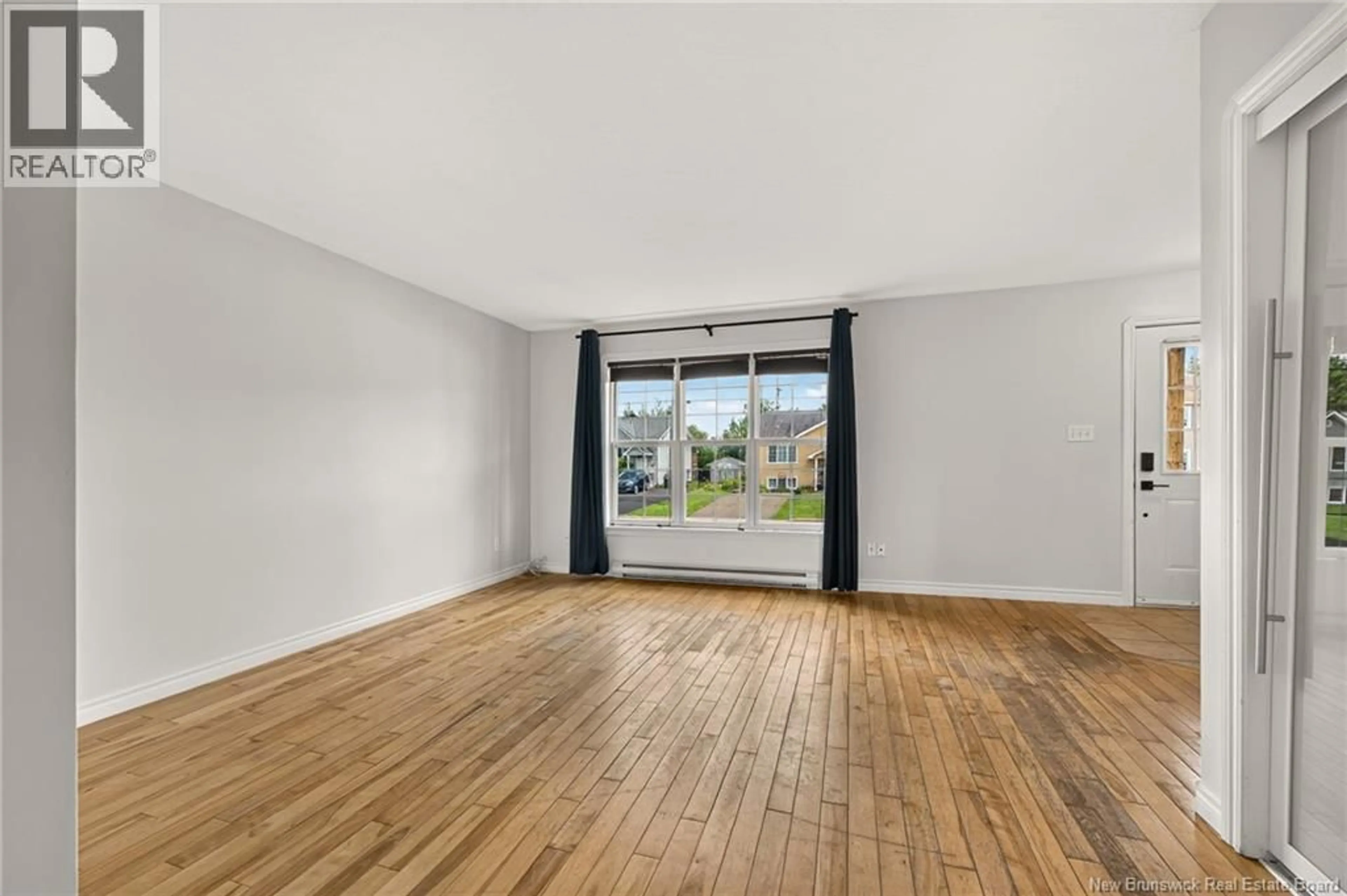 A pic of a room for 143 MOUNT PLEASANT ROAD, Moncton New Brunswick E1G5J4