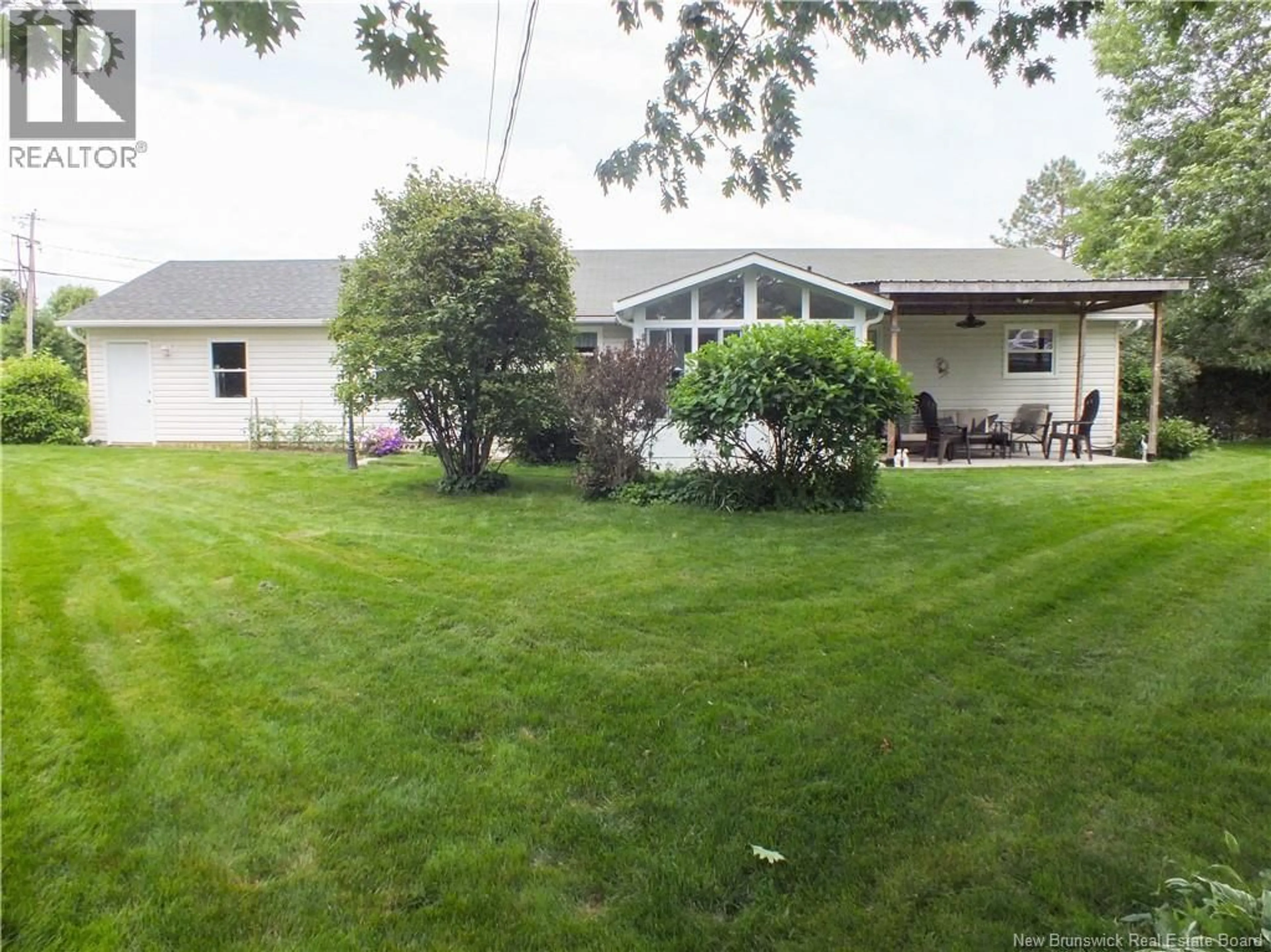 A pic from outside/outdoor area/front of a property/back of a property/a pic from drone, mountain view for 111 BICENTENNIAL DRIVE, Woodstock New Brunswick E7M6A8