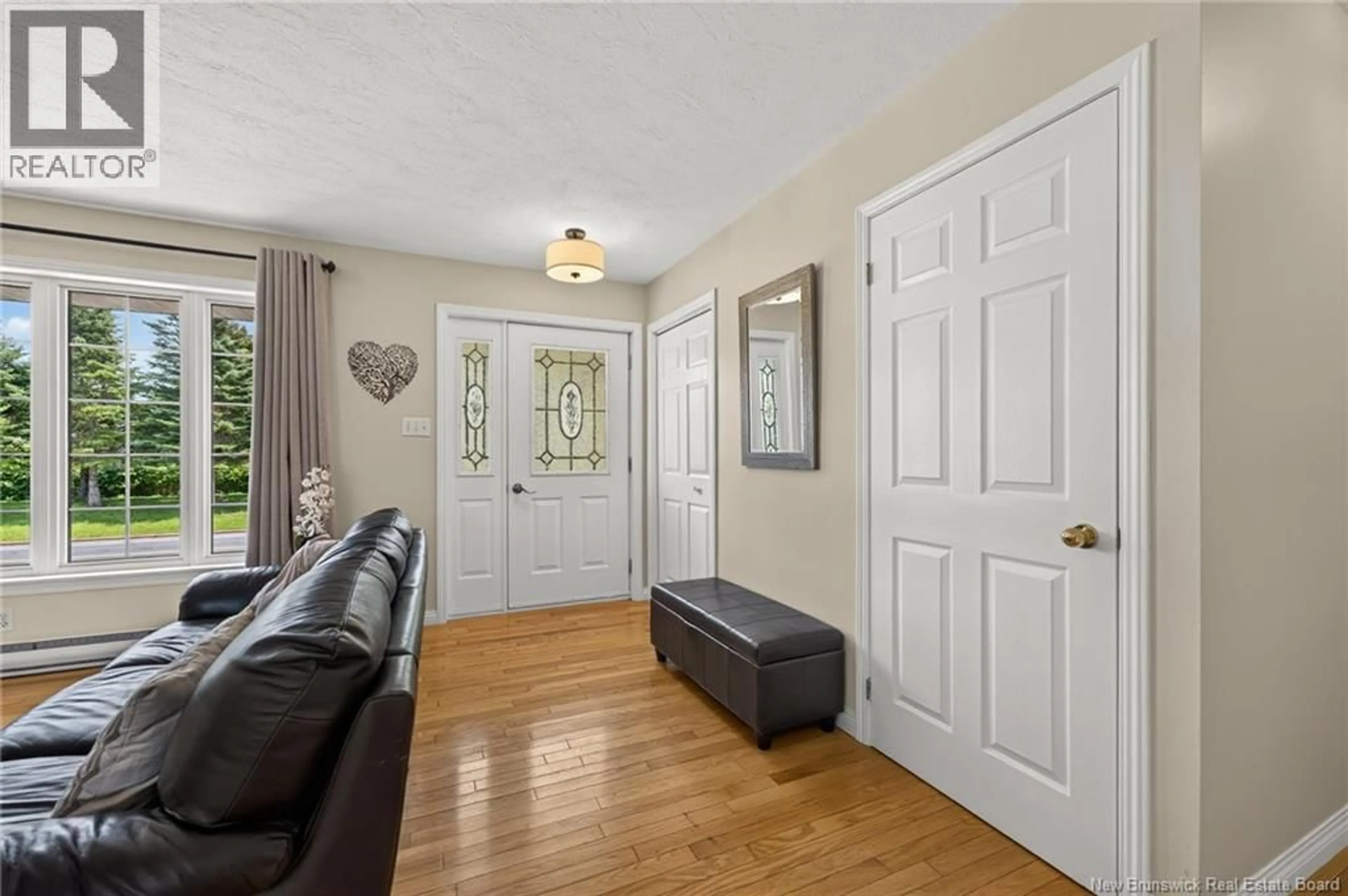 Indoor entryway for 545 CENTRALE STREET, Dieppe New Brunswick E1A6V7