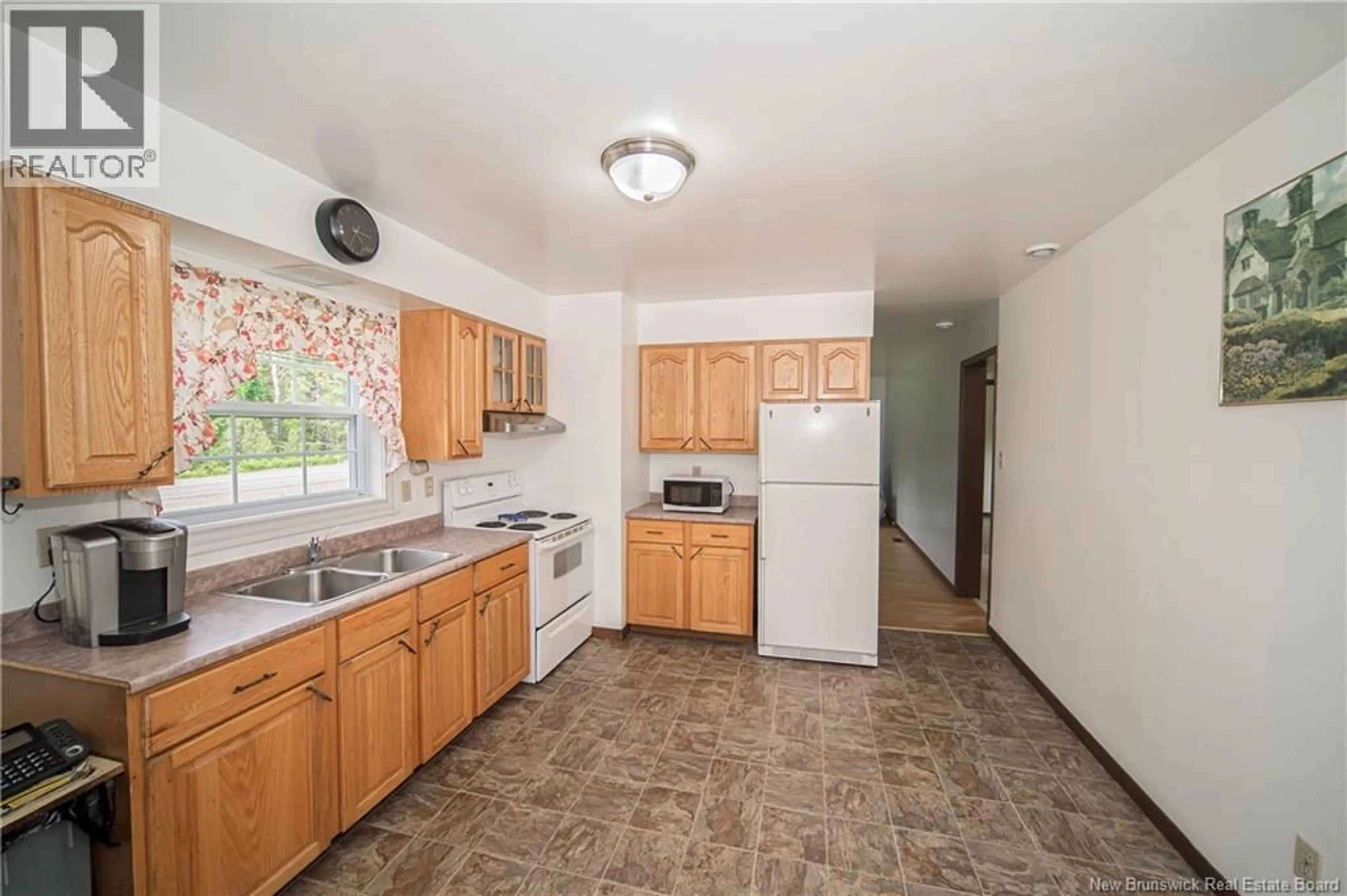Standard kitchen, unknown for 4279 RTE 690, Newcastle Creek New Brunswick E4B2M5