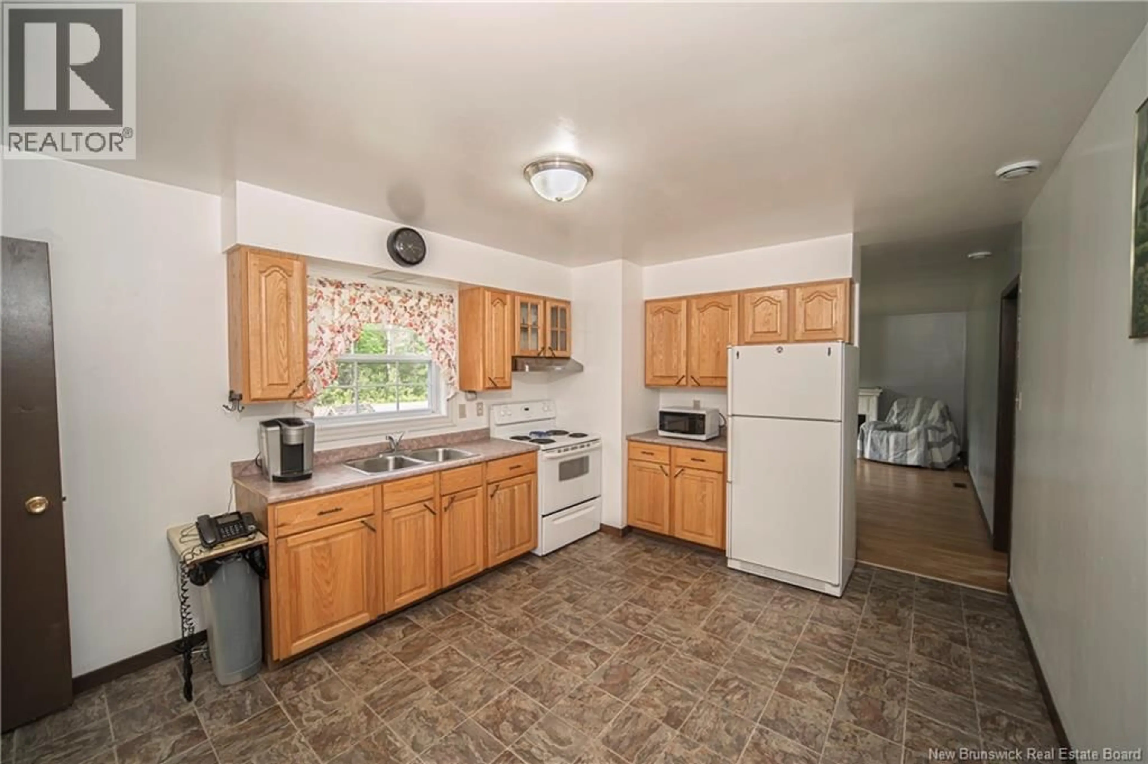 Standard kitchen, ceramic/tile floor for 4279 RTE 690, Newcastle Creek New Brunswick E4B2M5