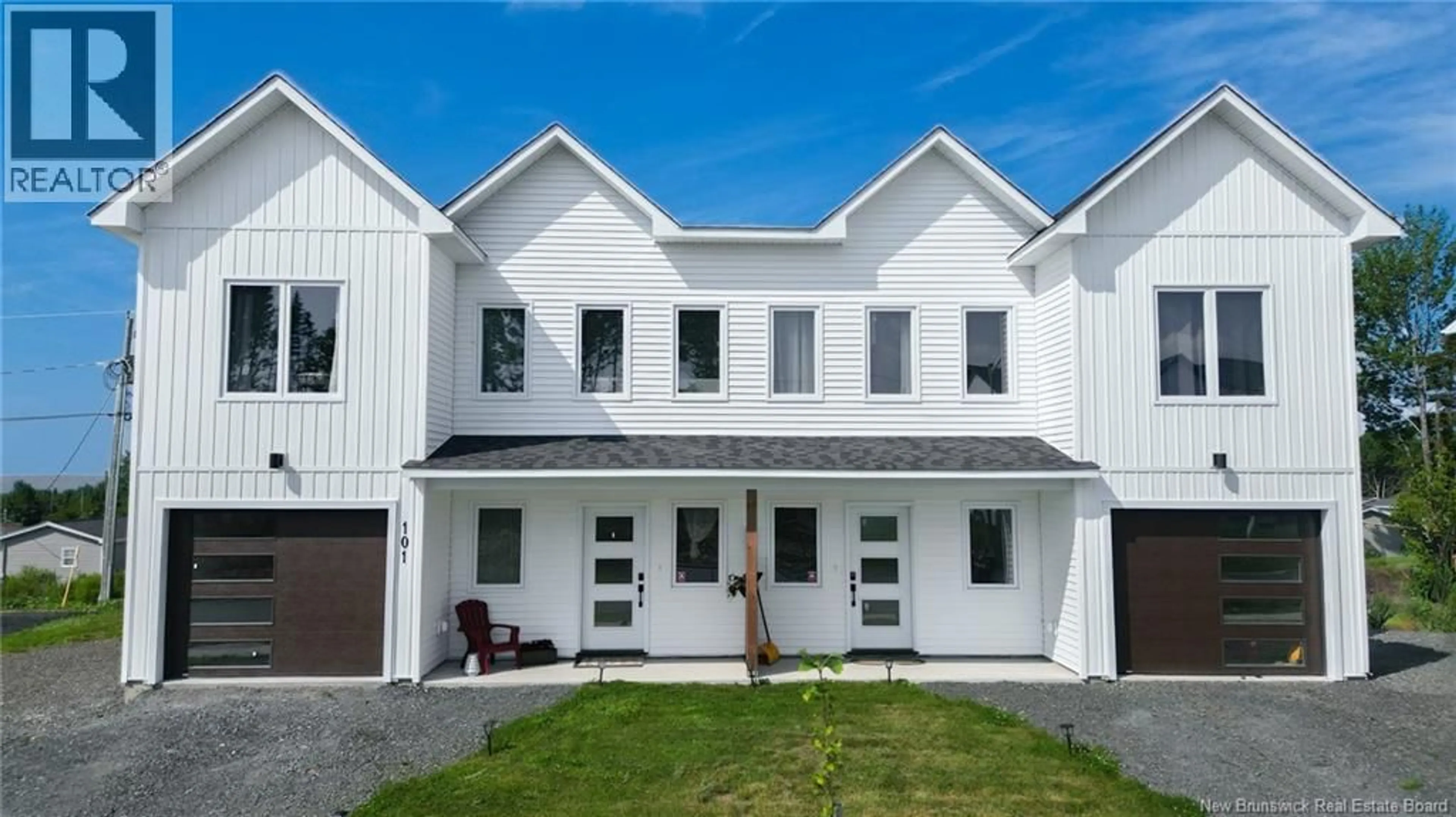 Home with vinyl exterior material, street for 101 GELNNORTH, Fredericton New Brunswick E3G0A6