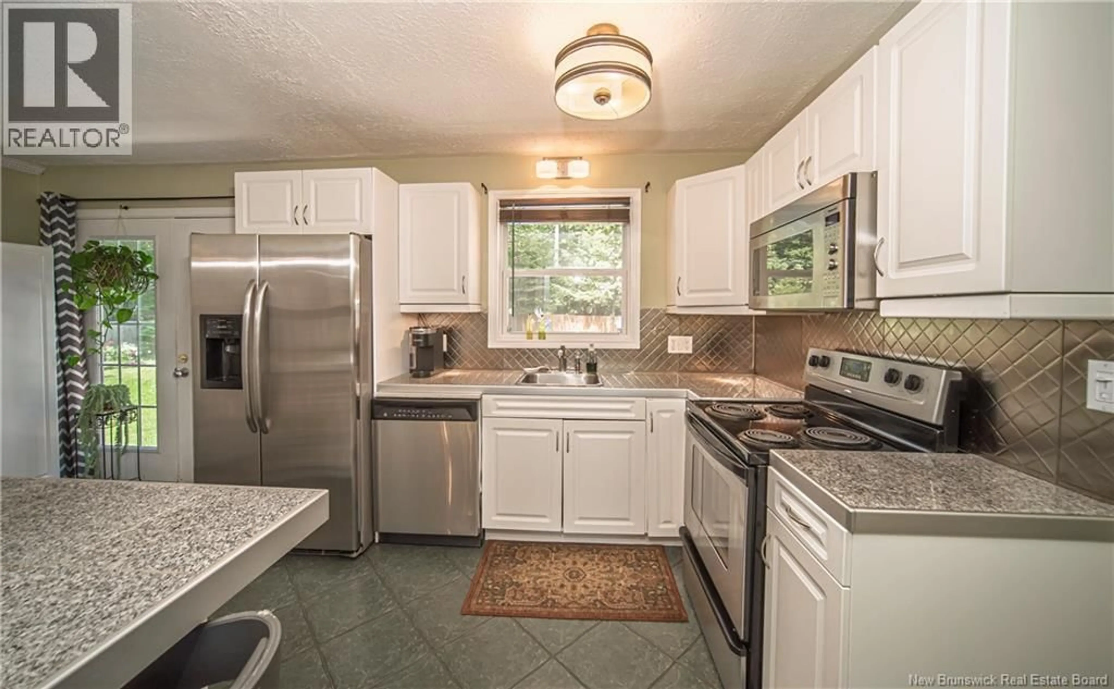 Standard kitchen, ceramic/tile floor for 133 LEEDS DRIVE, Fredericton New Brunswick E3B4S7