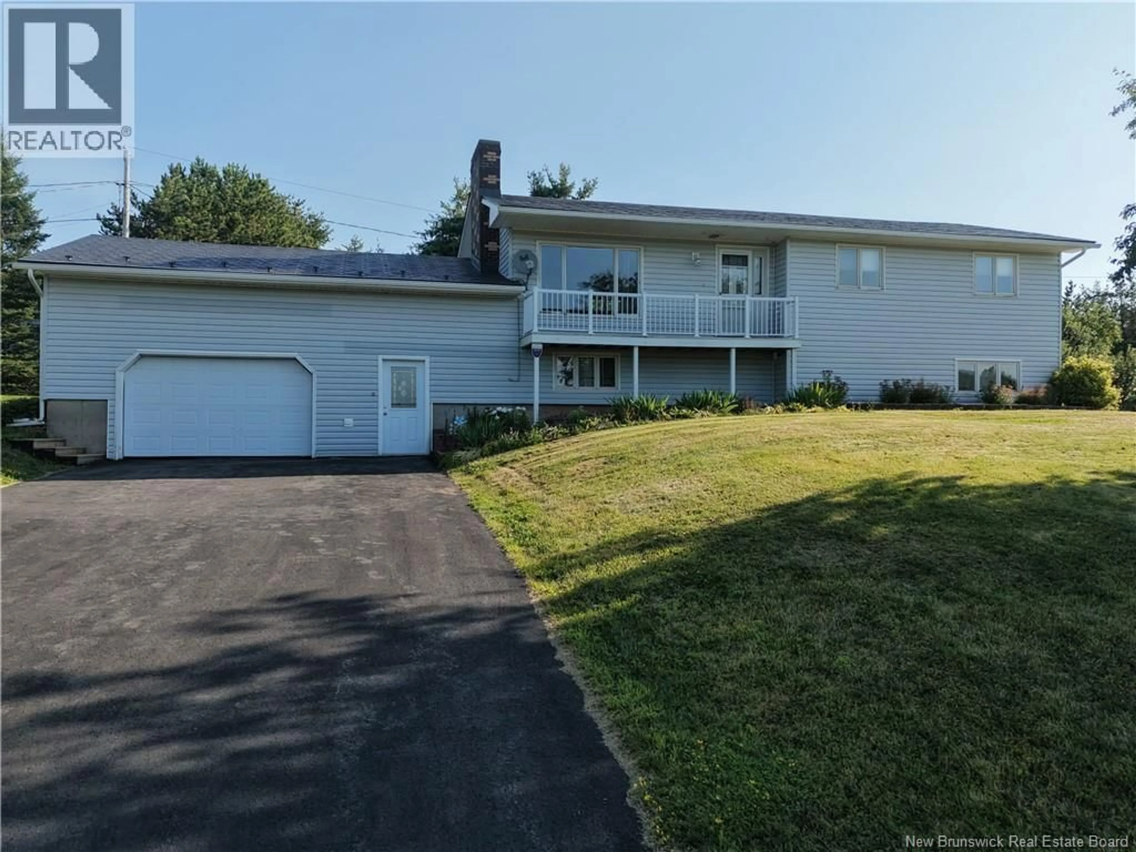 Home with vinyl exterior material, unknown for 23 TAVENER ROAD, Picadilly New Brunswick E4E5K6