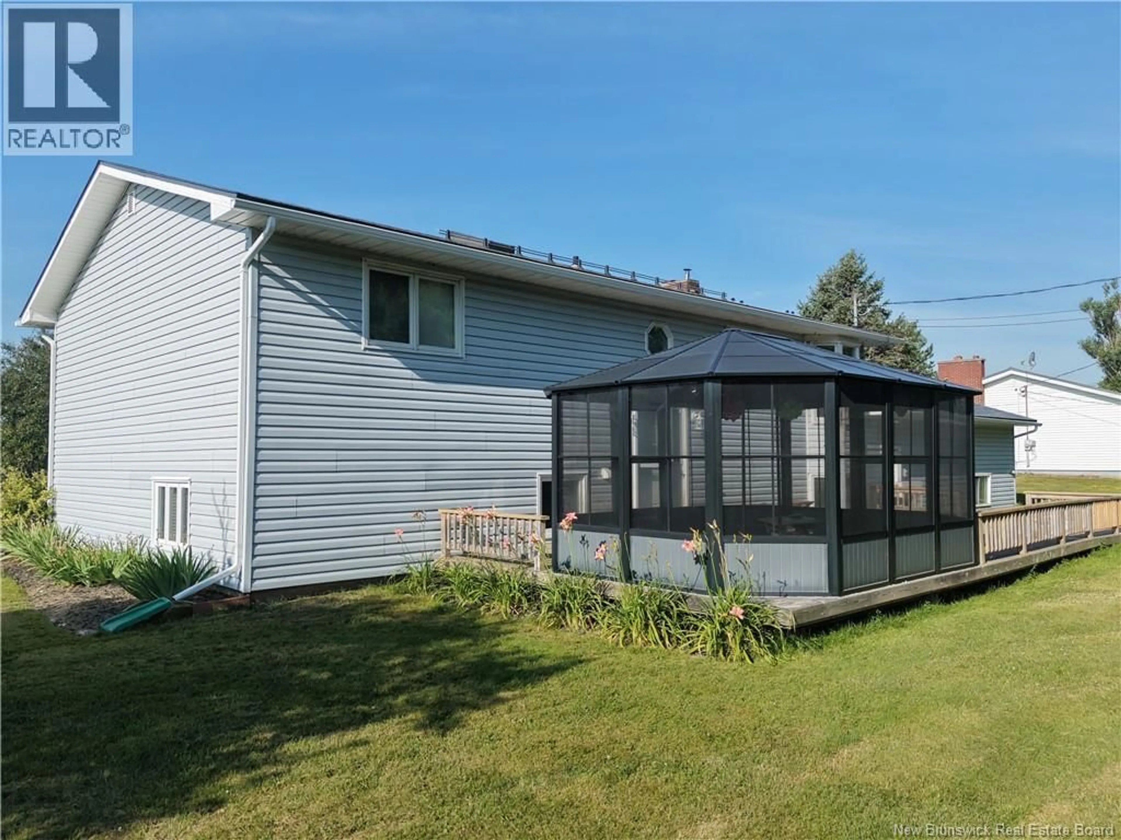 Home with vinyl exterior material, water/lake/river/ocean view for 23 TAVENER ROAD, Picadilly New Brunswick E4E5K6