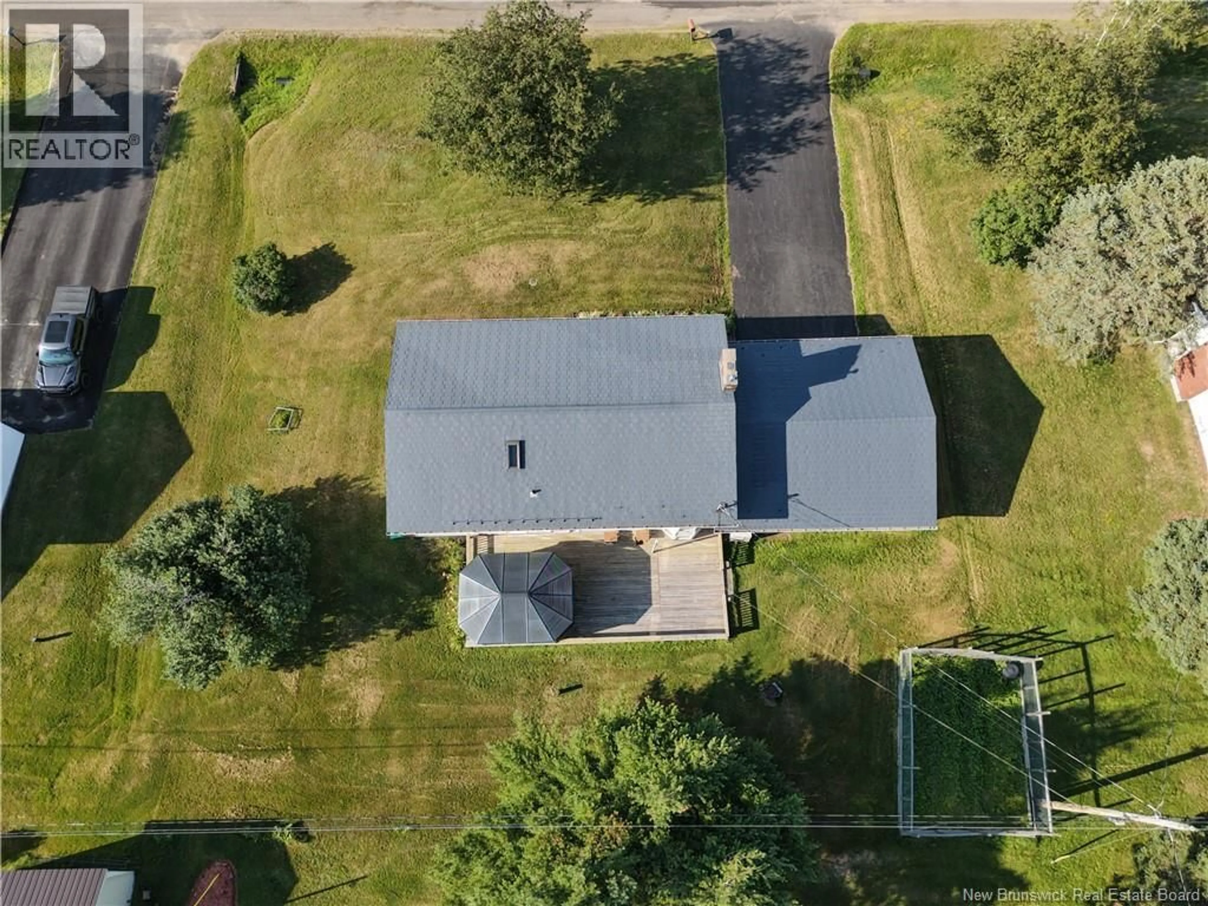 A pic from outside/outdoor area/front of a property/back of a property/a pic from drone, unknown for 23 TAVENER ROAD, Picadilly New Brunswick E4E5K6