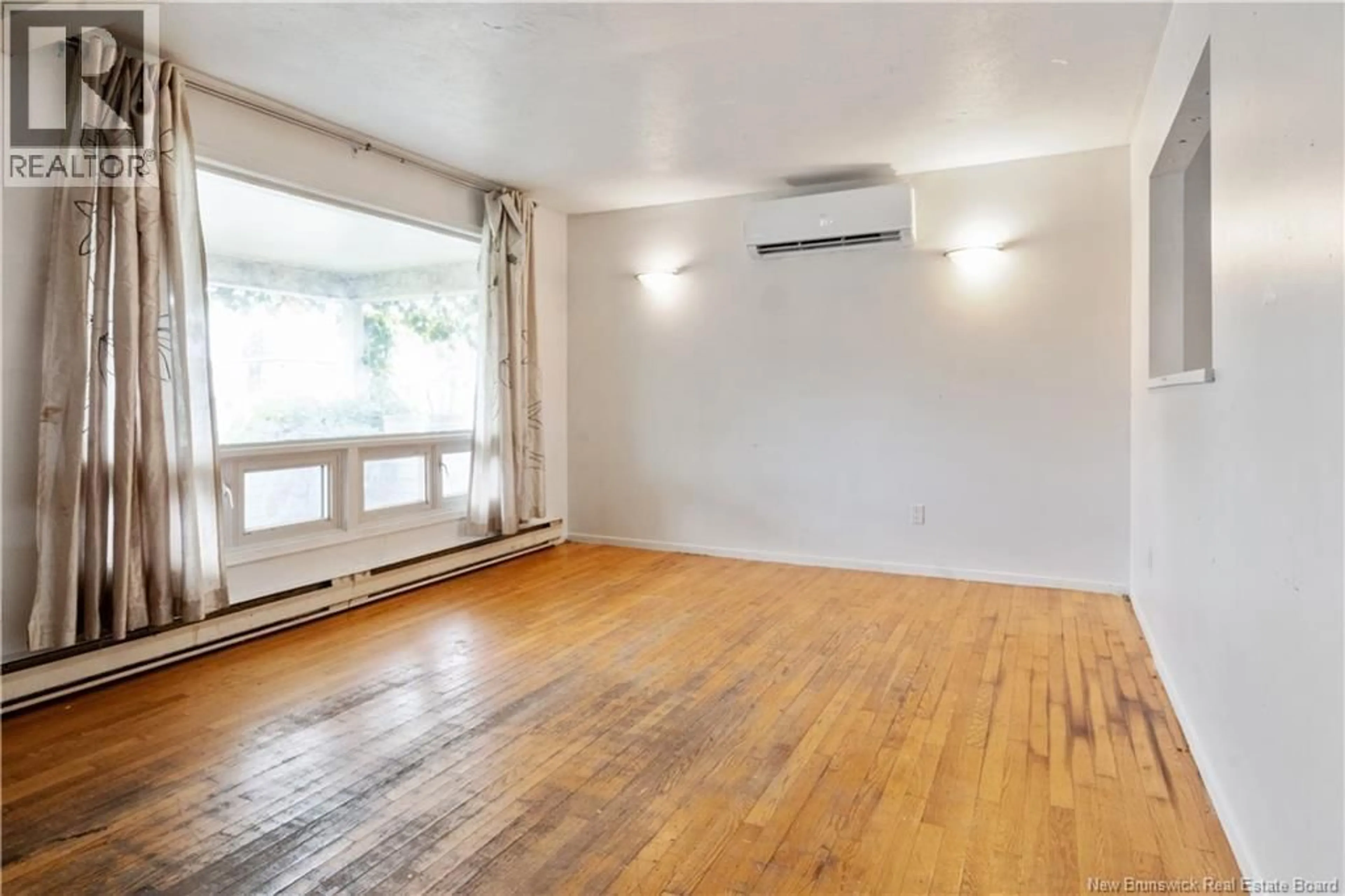 A pic of a room for 35 CHURCHILL STREET, Moncton New Brunswick E1C7H8