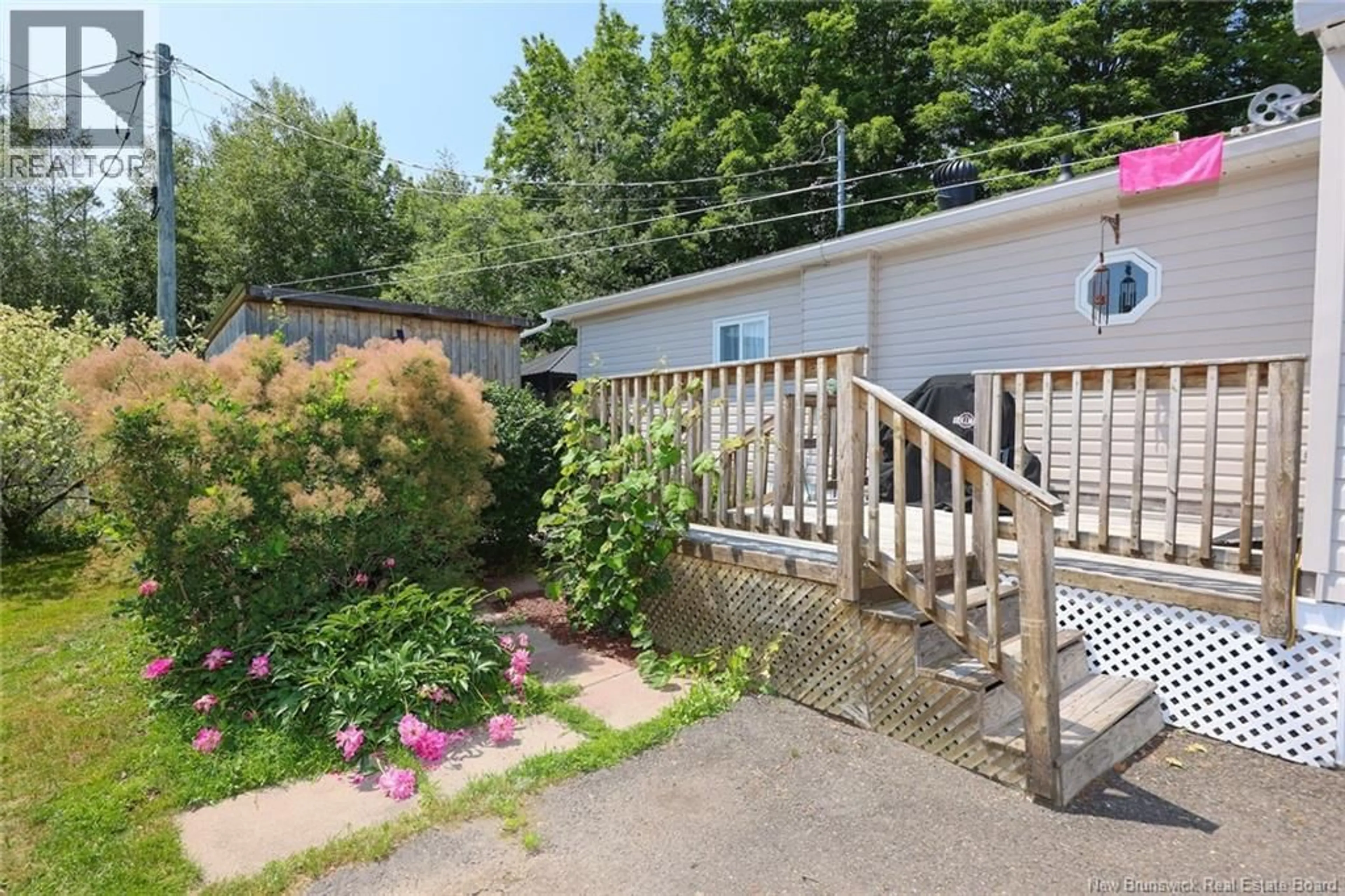 Patio, street for 425 KINGSLEY ROAD, Douglas New Brunswick E3G6C3