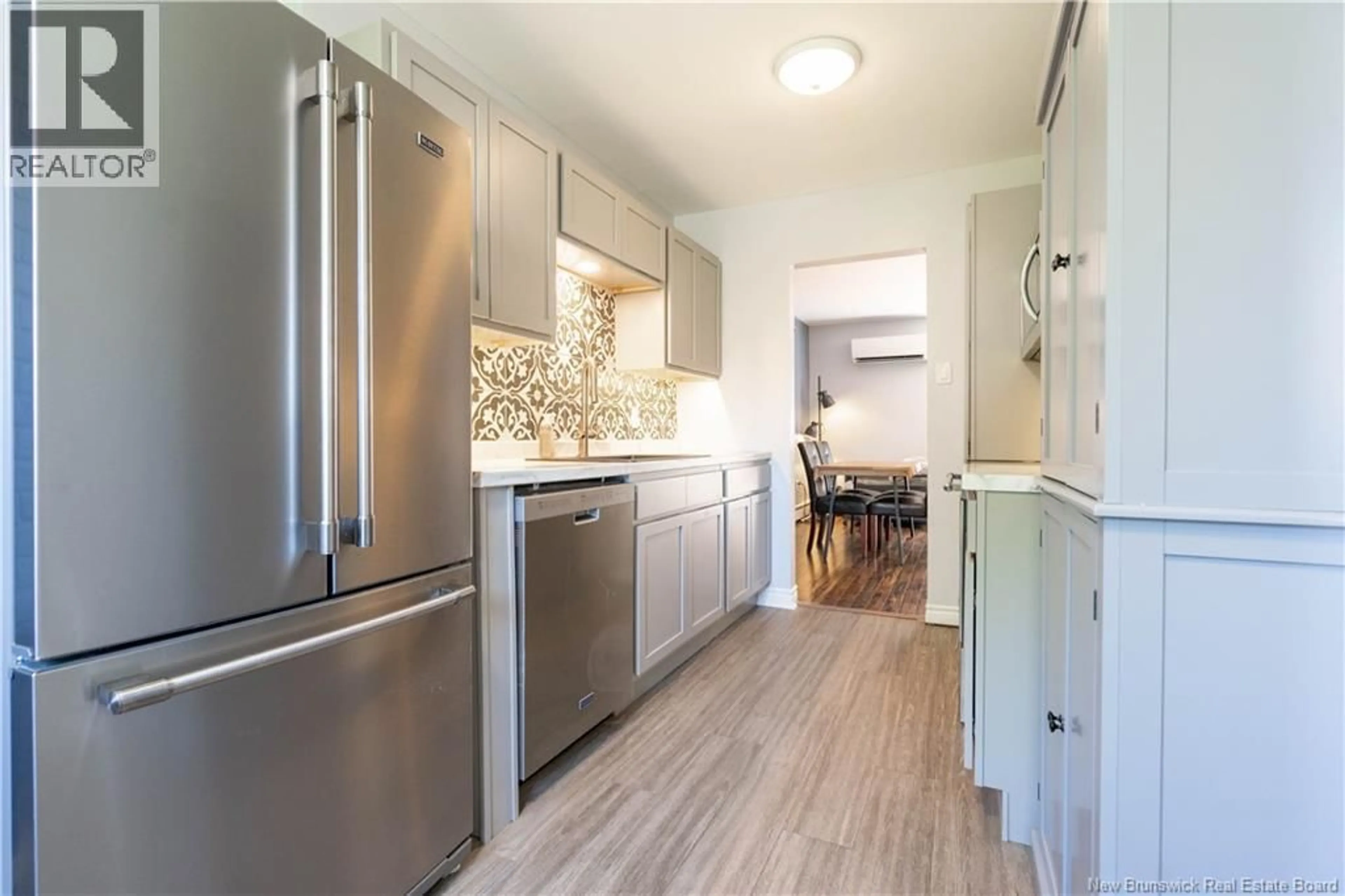 Open concept kitchen, unknown for 46 SOMERSET PARK, Saint John New Brunswick E2K2R8