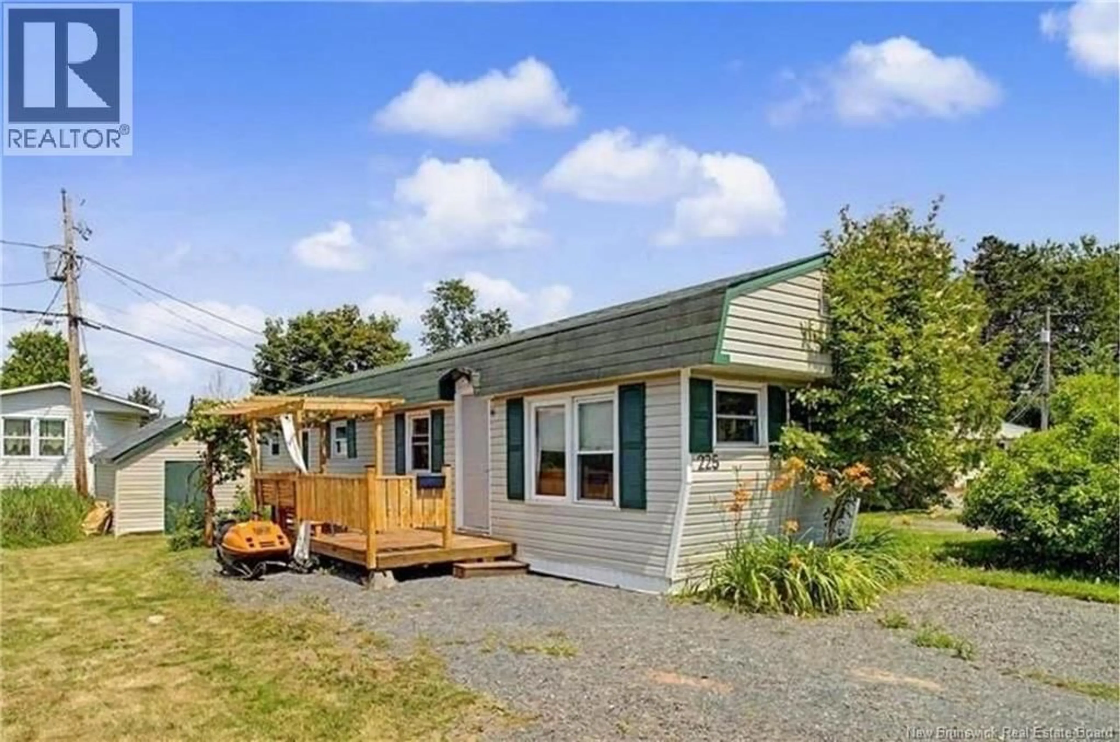 Home with vinyl exterior material, street for 225 DRIFTWOOD LOOP, Fredericton New Brunswick E3B7P1