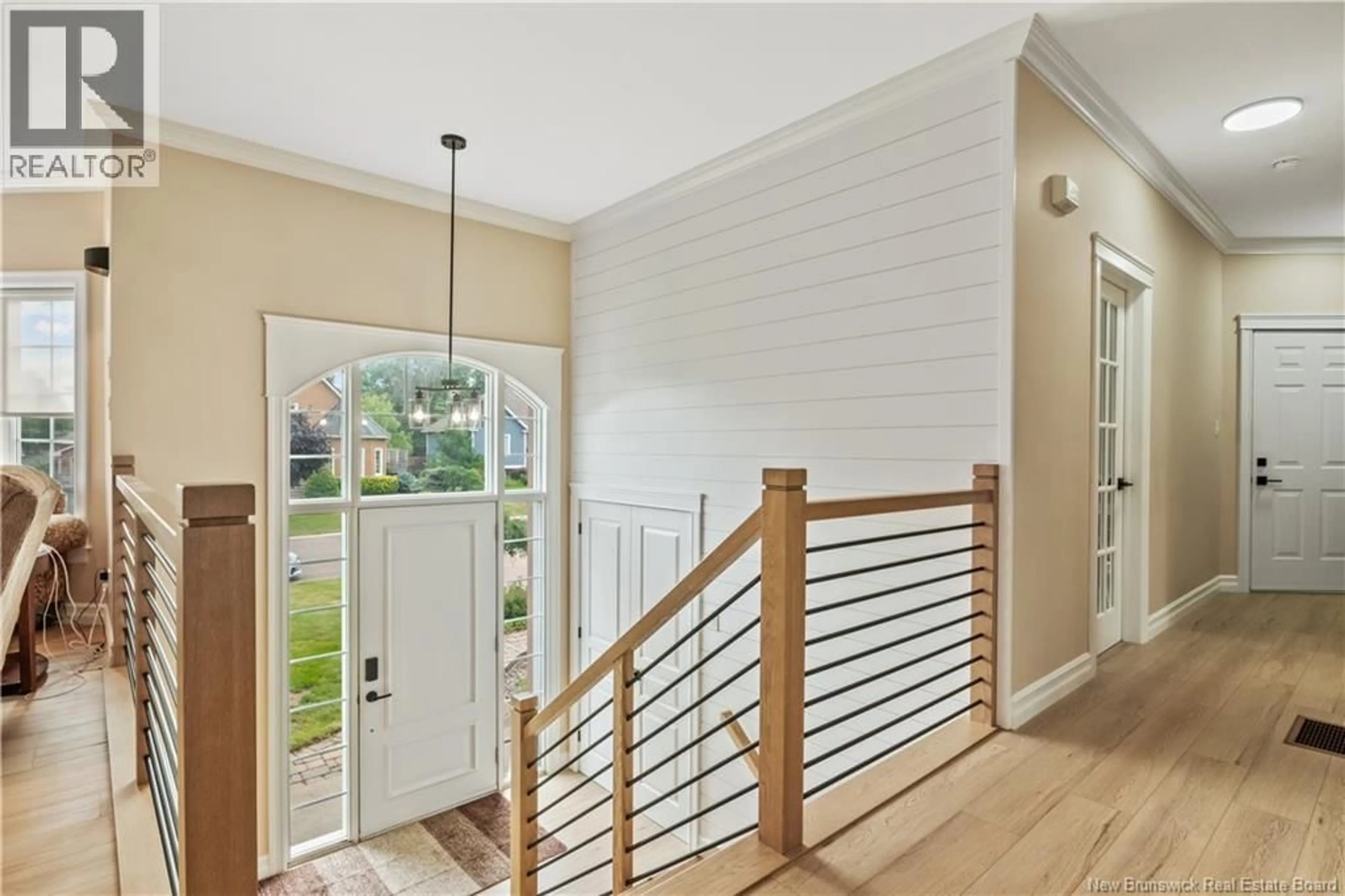 Indoor entryway for 6 LAROSETTE, Shediac New Brunswick E4P8Z8