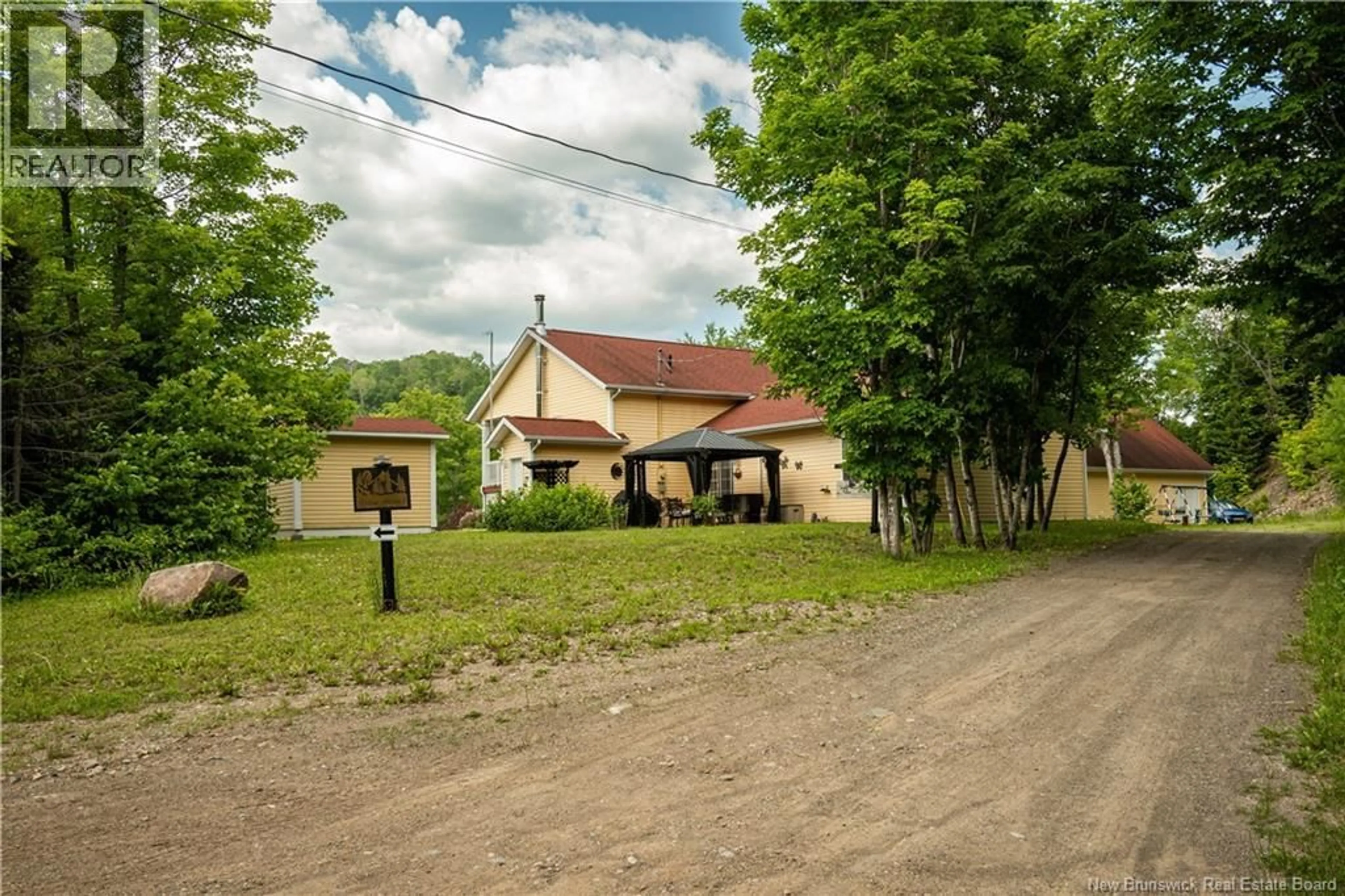Patio, street for 59 ELLIOTT LANE, North Tetagouche New Brunswick E2A7S9