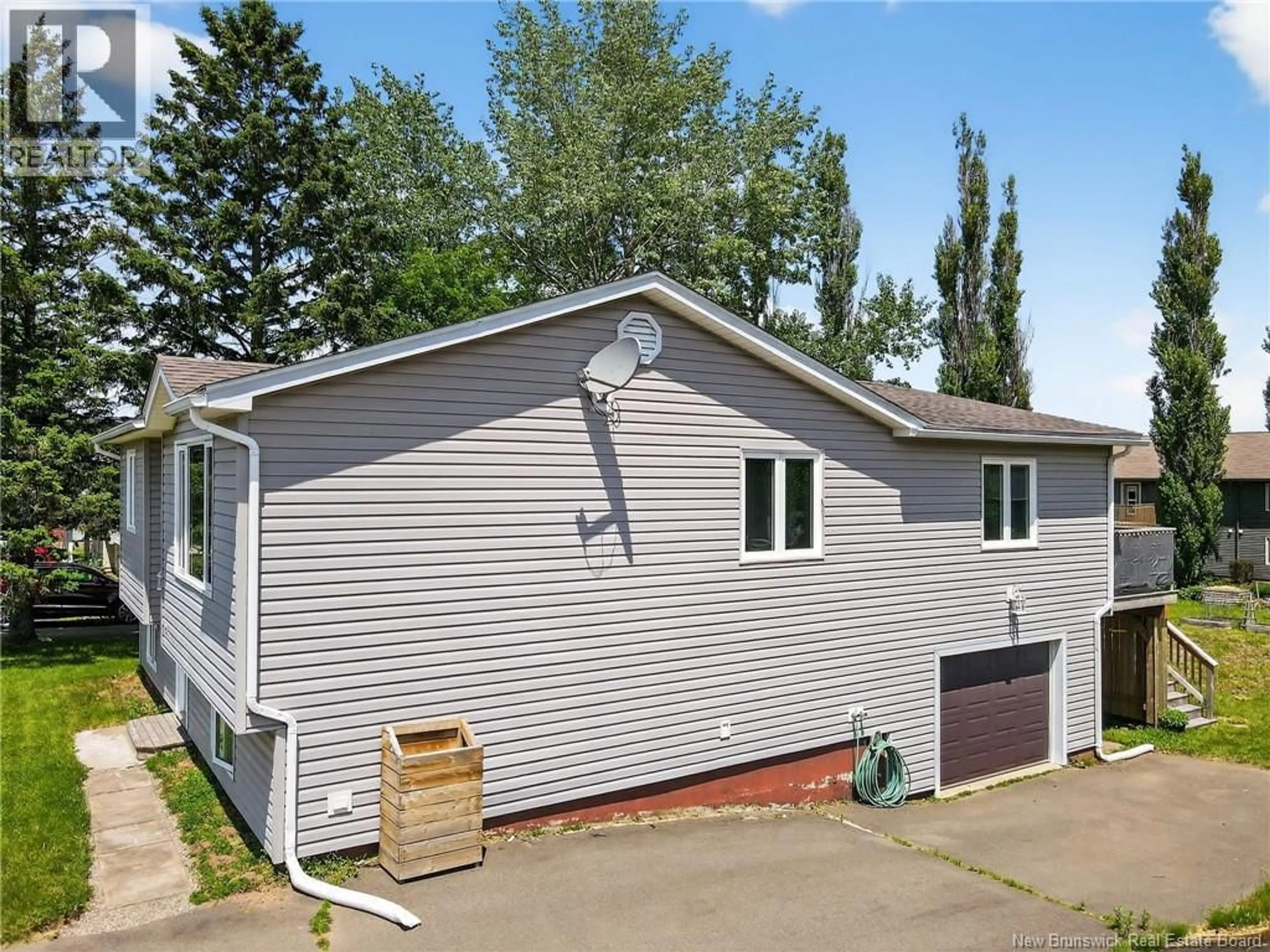Home with vinyl exterior material, street for 104 CHESLEY DRIVE, Shediac New Brunswick E4P1N2