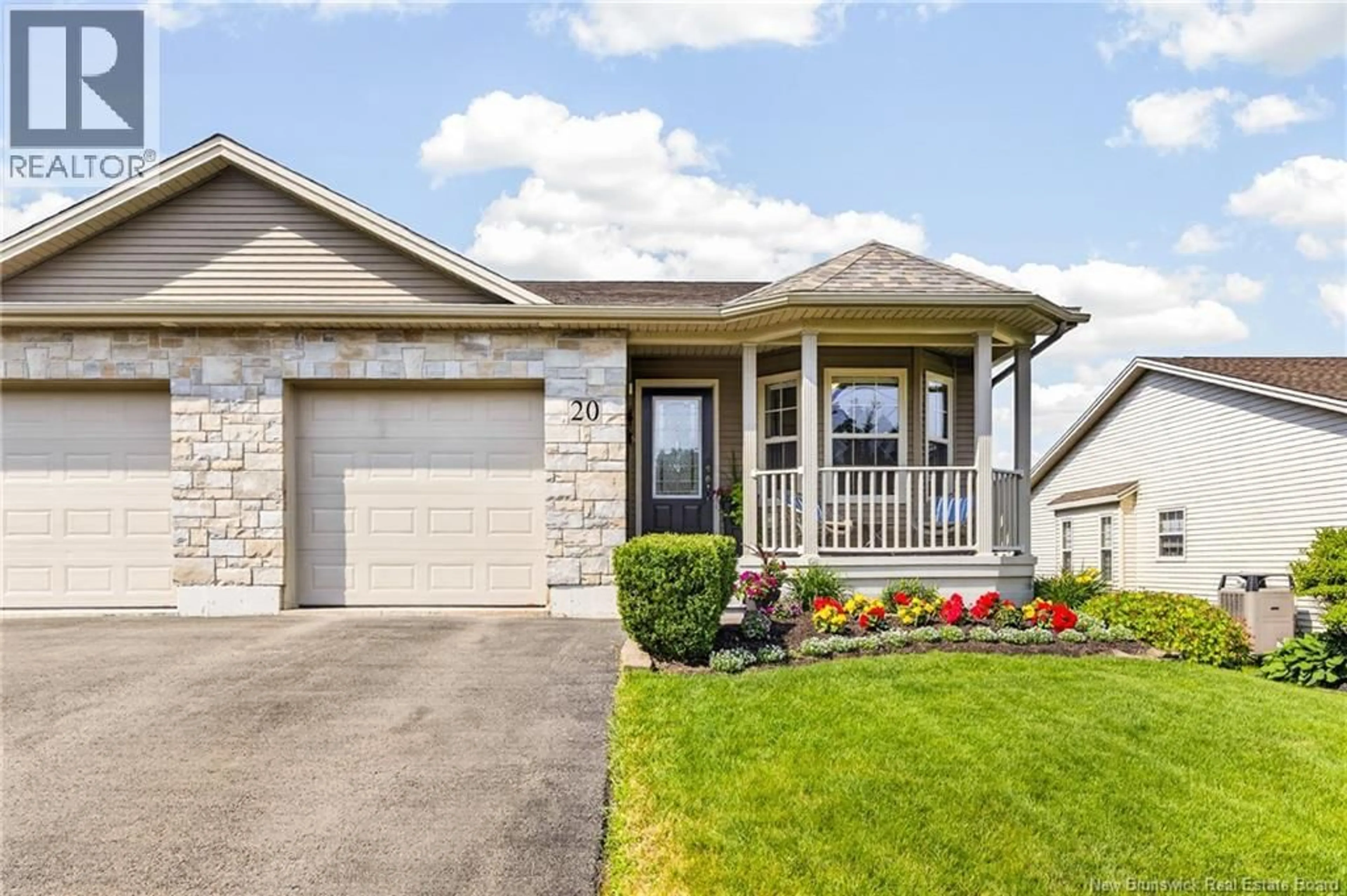 Home with vinyl exterior material, street for 20 THORNHILL CRESCENT, Moncton New Brunswick E1A6B4
