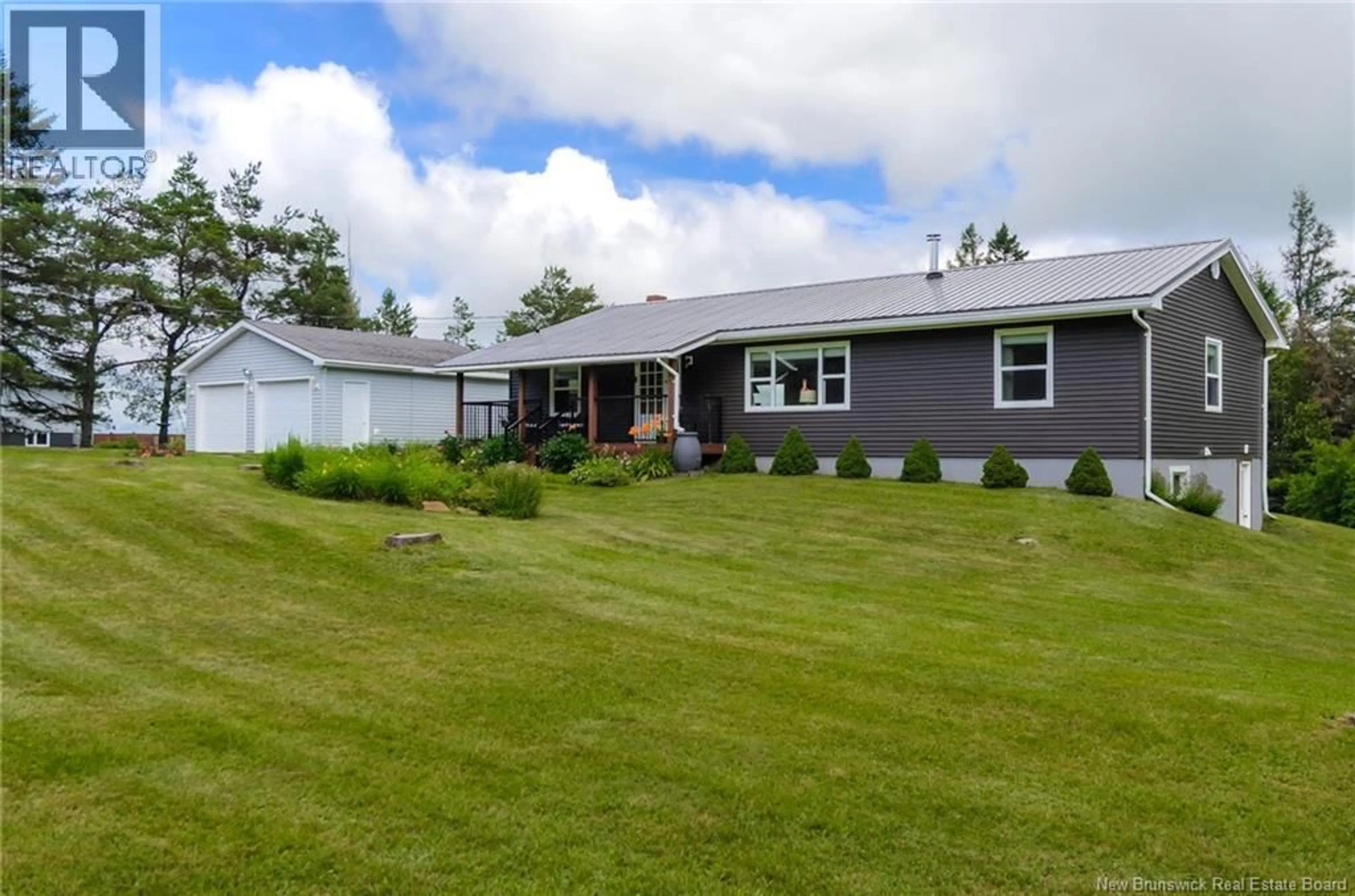 Home with vinyl exterior material, unknown for 55 VALLEYVIEW DRIVE, Wards Creek New Brunswick E4E4P5