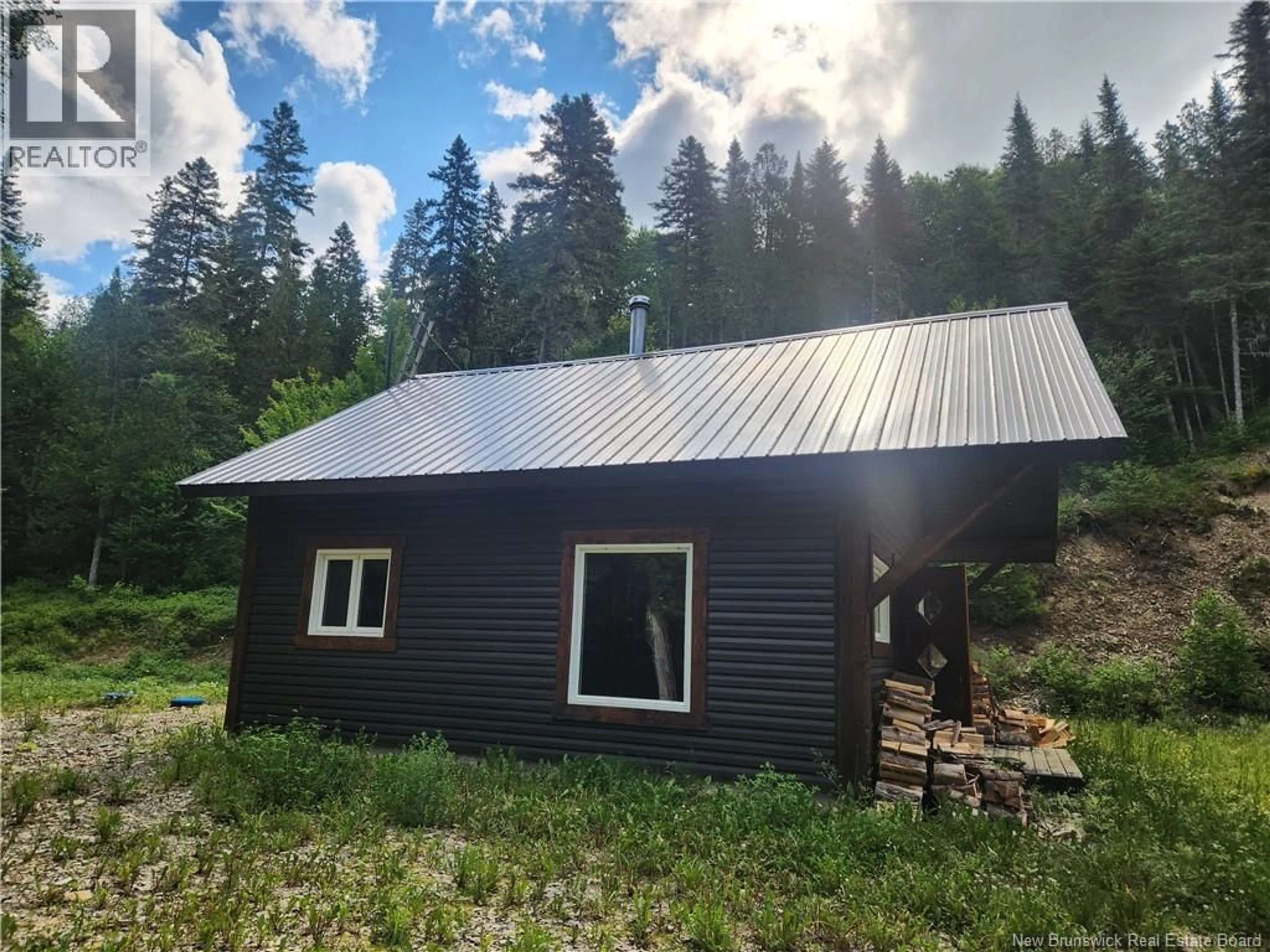 Shed for 00 A PARENT ROAD, Saint-Quentin New Brunswick E8A2R7