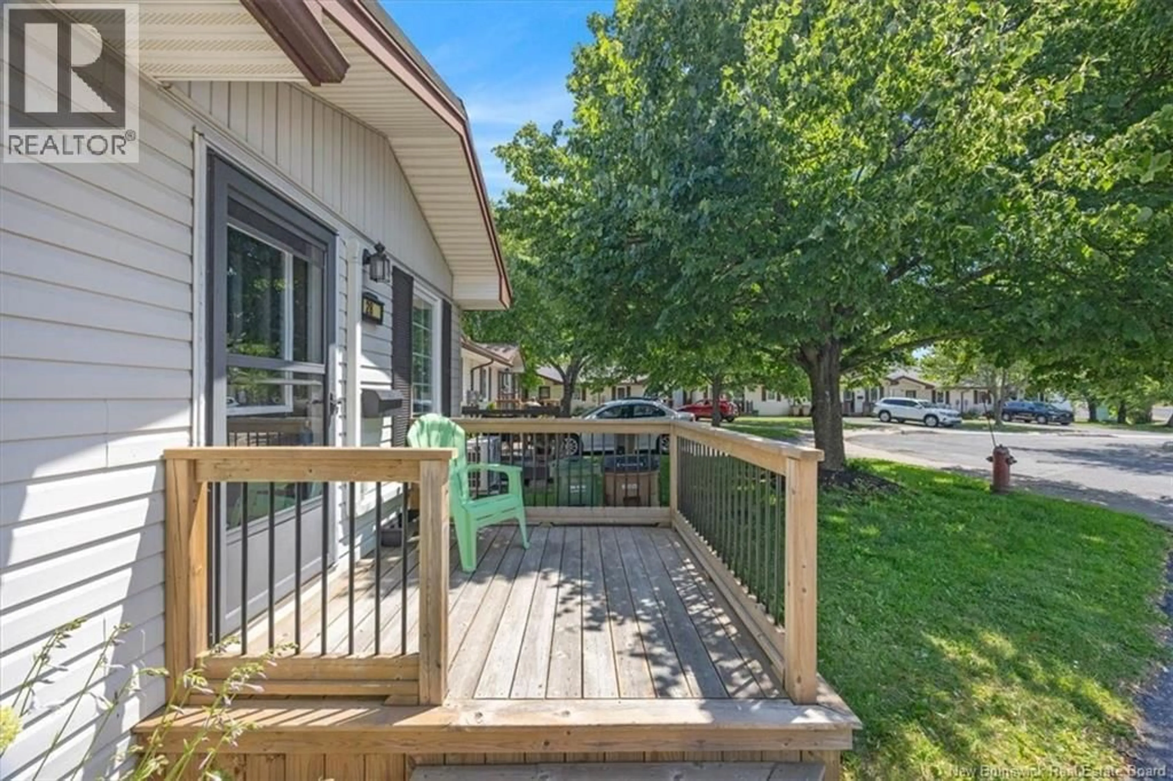 Patio, street for 28 CHRISTINA COURT, Saint John New Brunswick E2J4L3