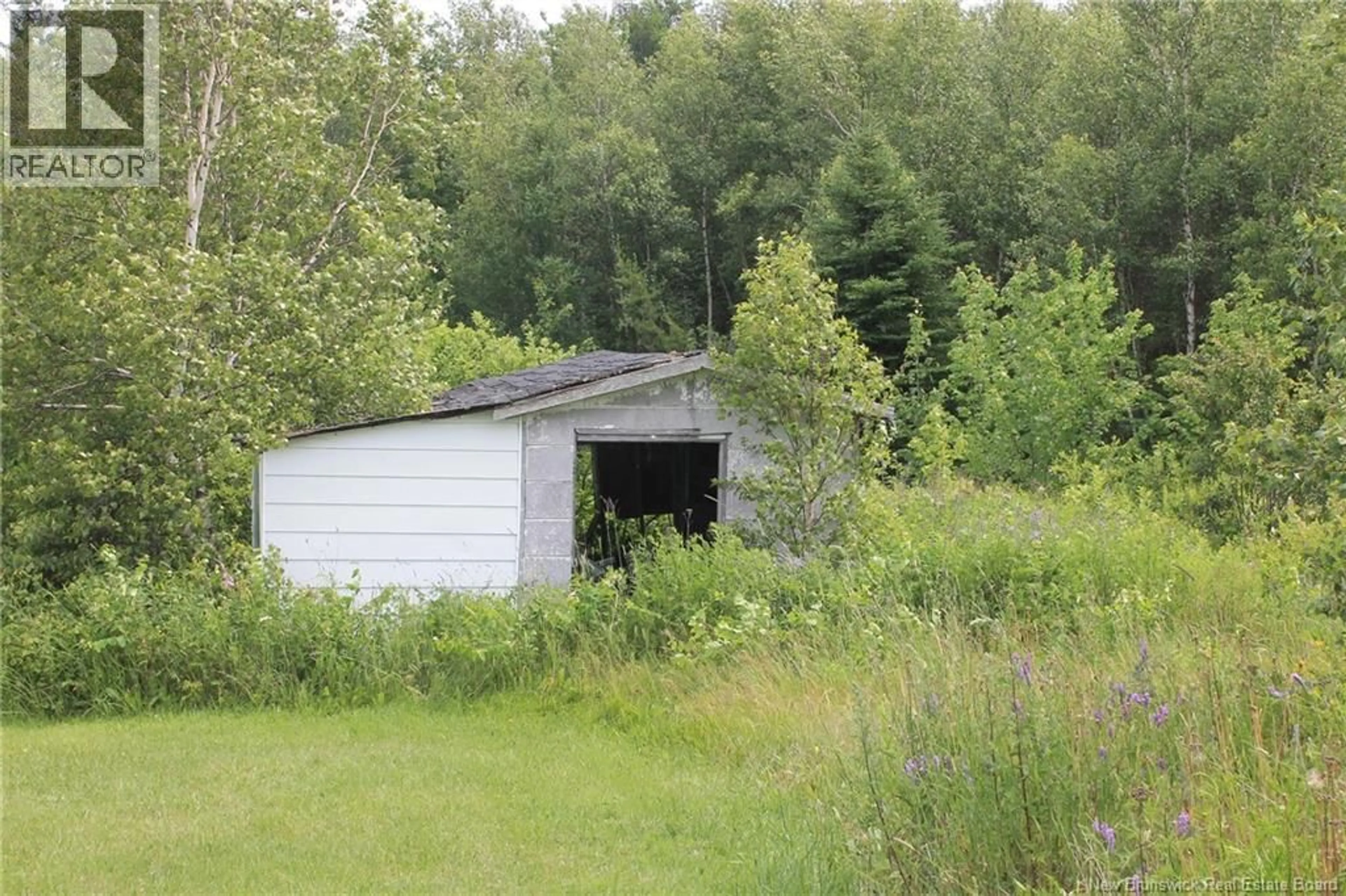 Shed for 5323 ROUTE 117, Baie-Sainte-Anne New Brunswick E9A1E4