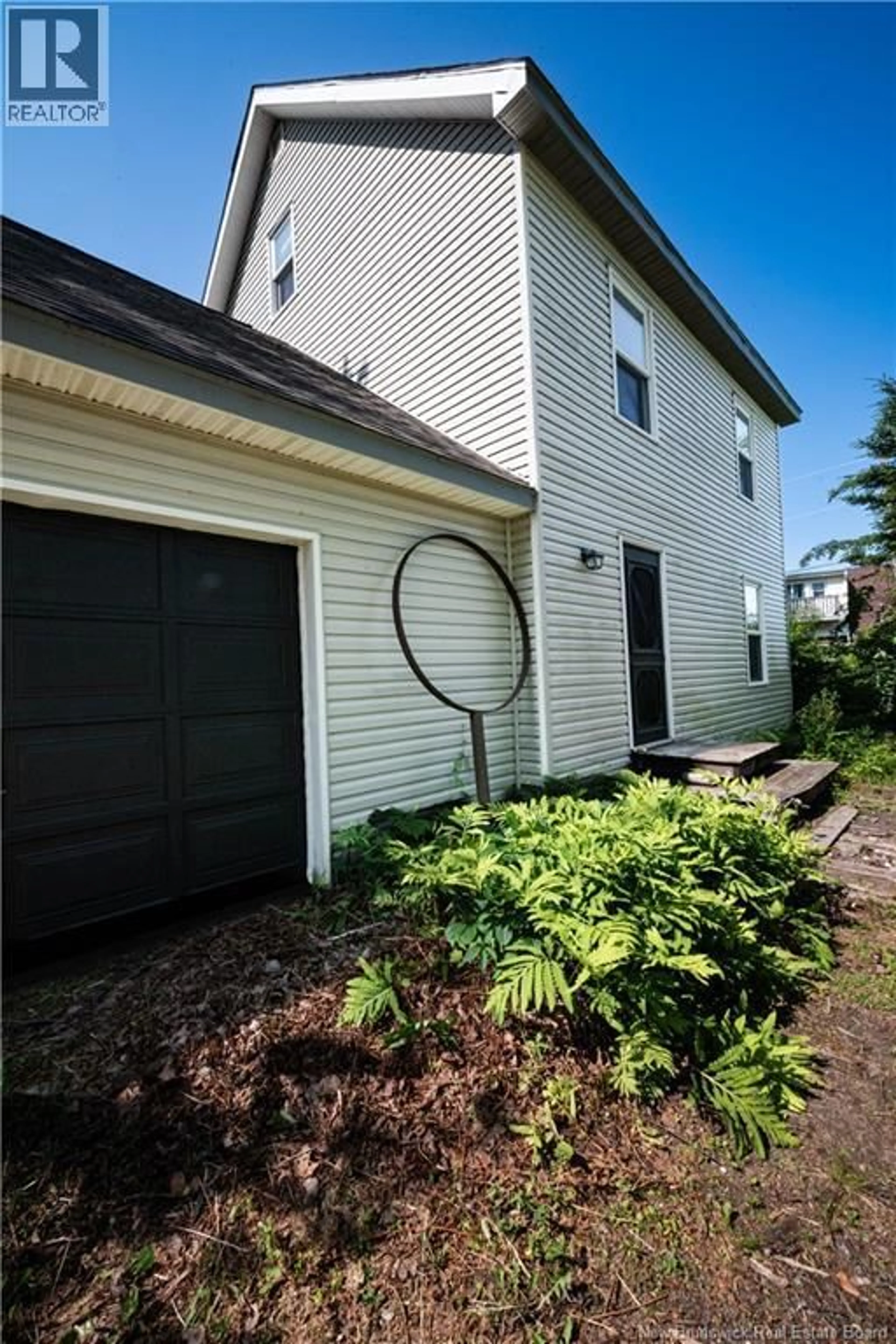 Home with vinyl exterior material, street for 19 CHEMIN DU PETIT BOIS, Grand-Barachois New Brunswick E4P7K4