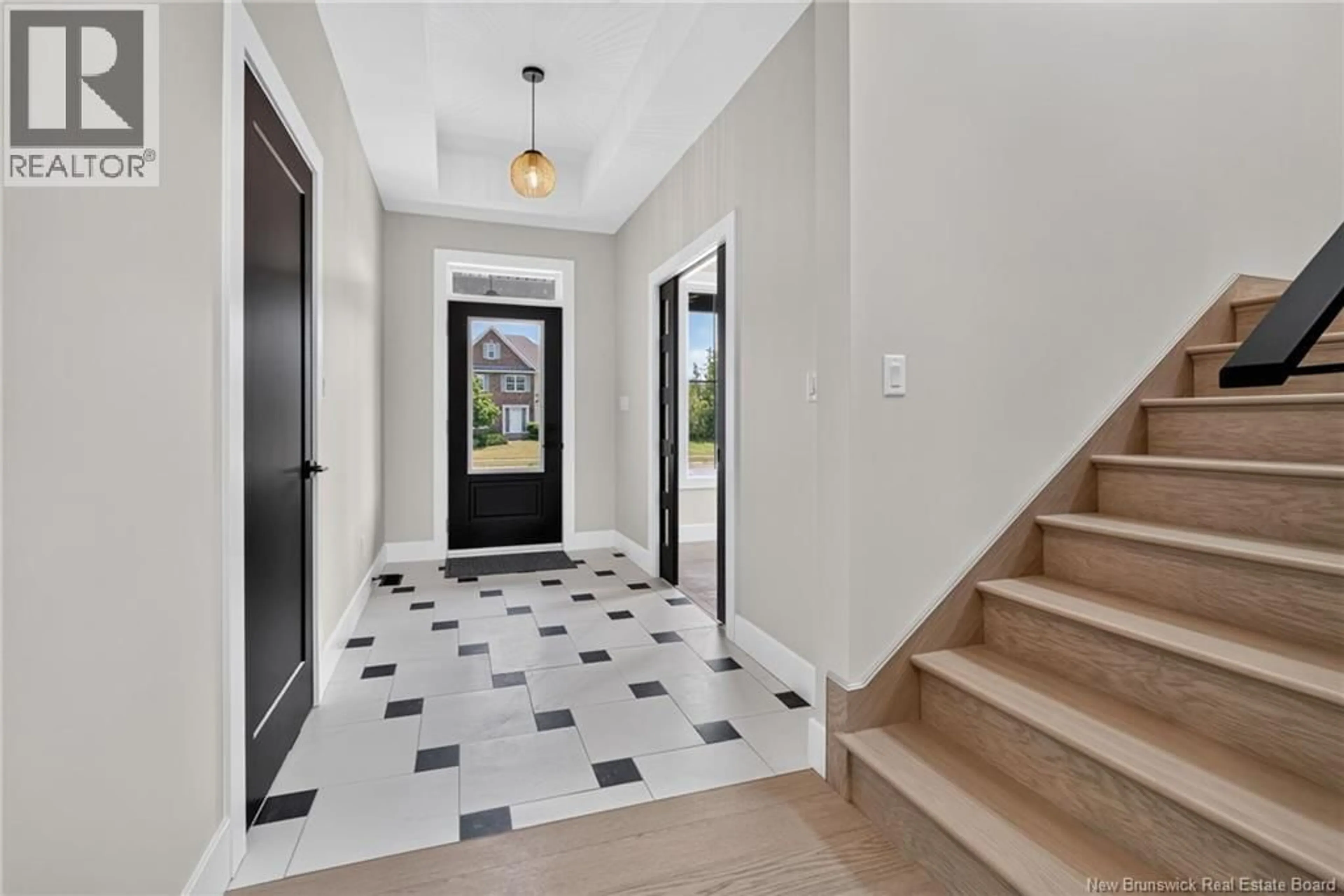 Indoor entryway for 89 ROYAL OAKS BOULEVARD, Moncton New Brunswick E1H3L2
