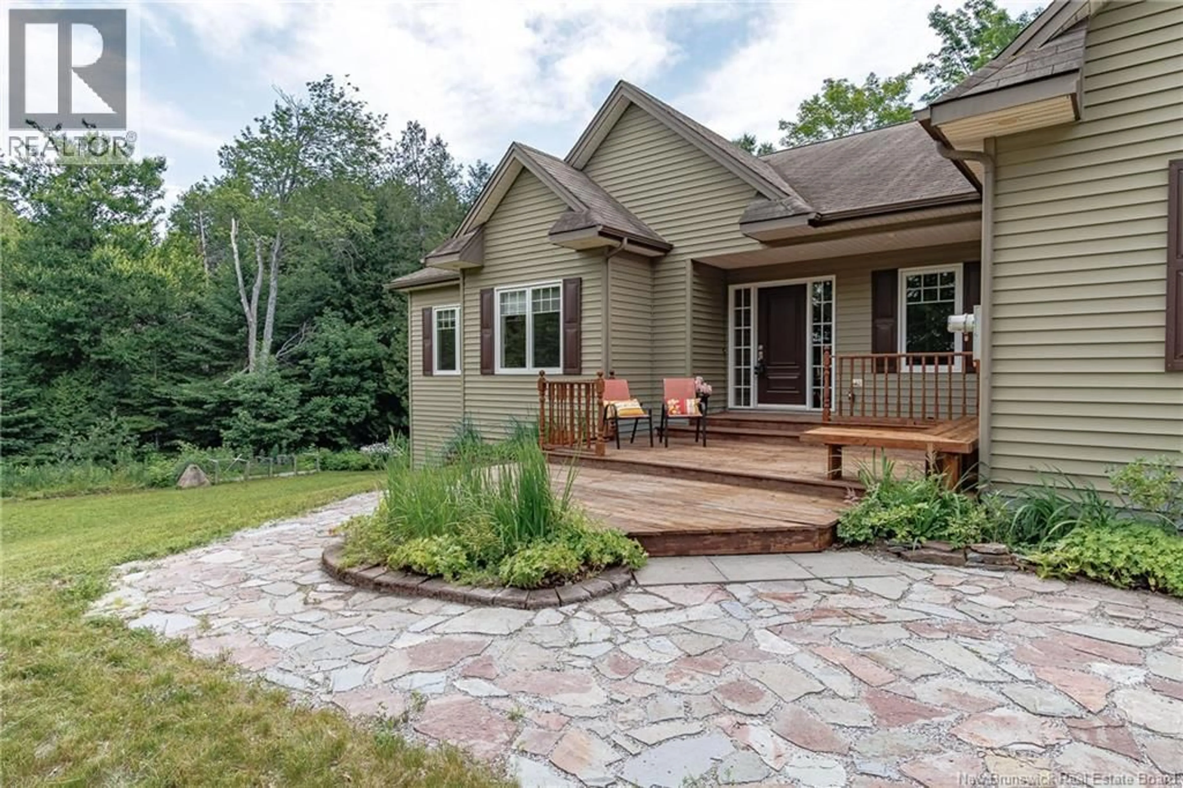 Patio, unknown for 186 PETTINGILL ROAD, Quispamsis New Brunswick E2E2V6