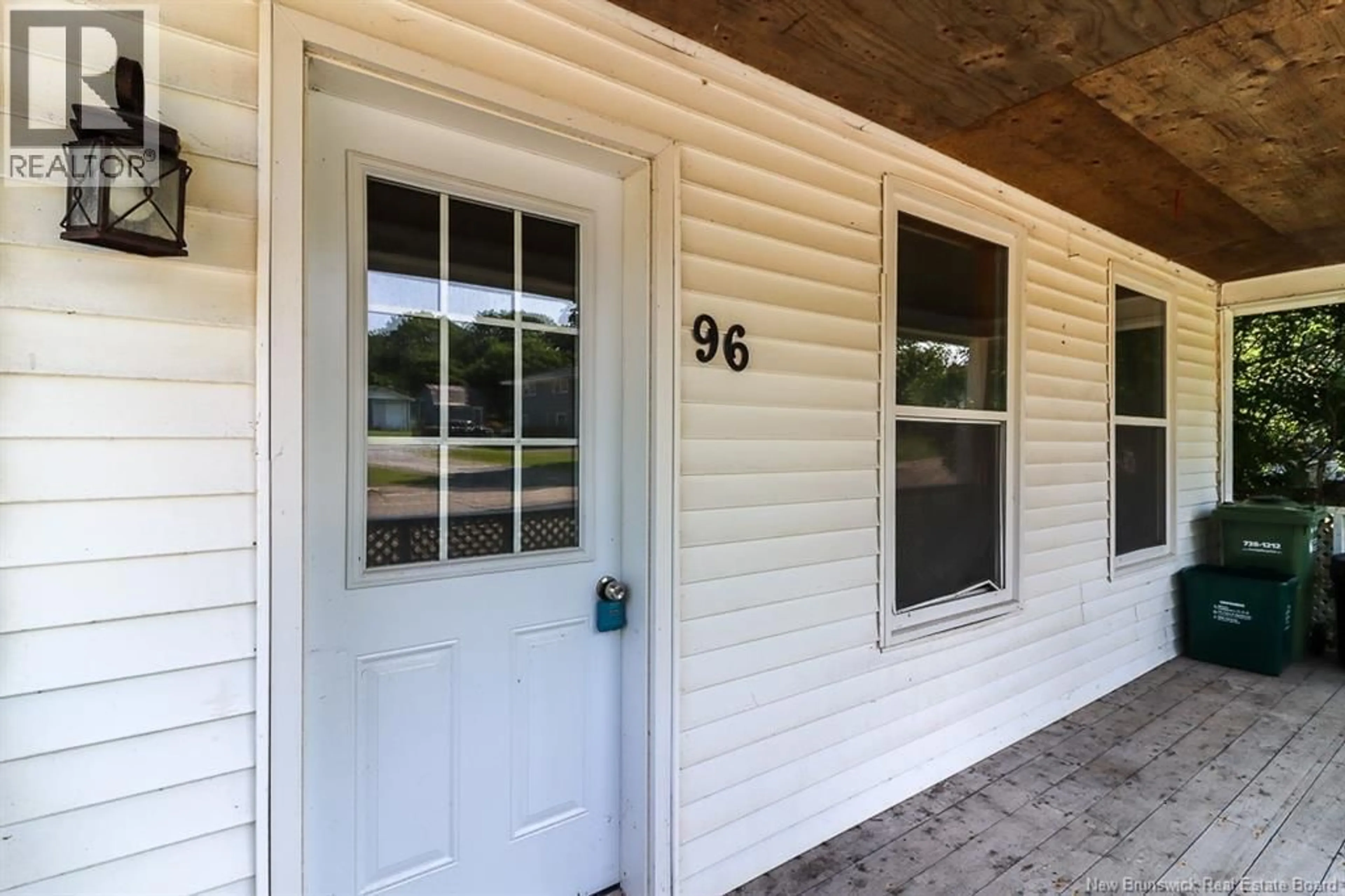 Home with vinyl exterior material, street for 96 MAIN STREET, St. Martins New Brunswick E5R1B3