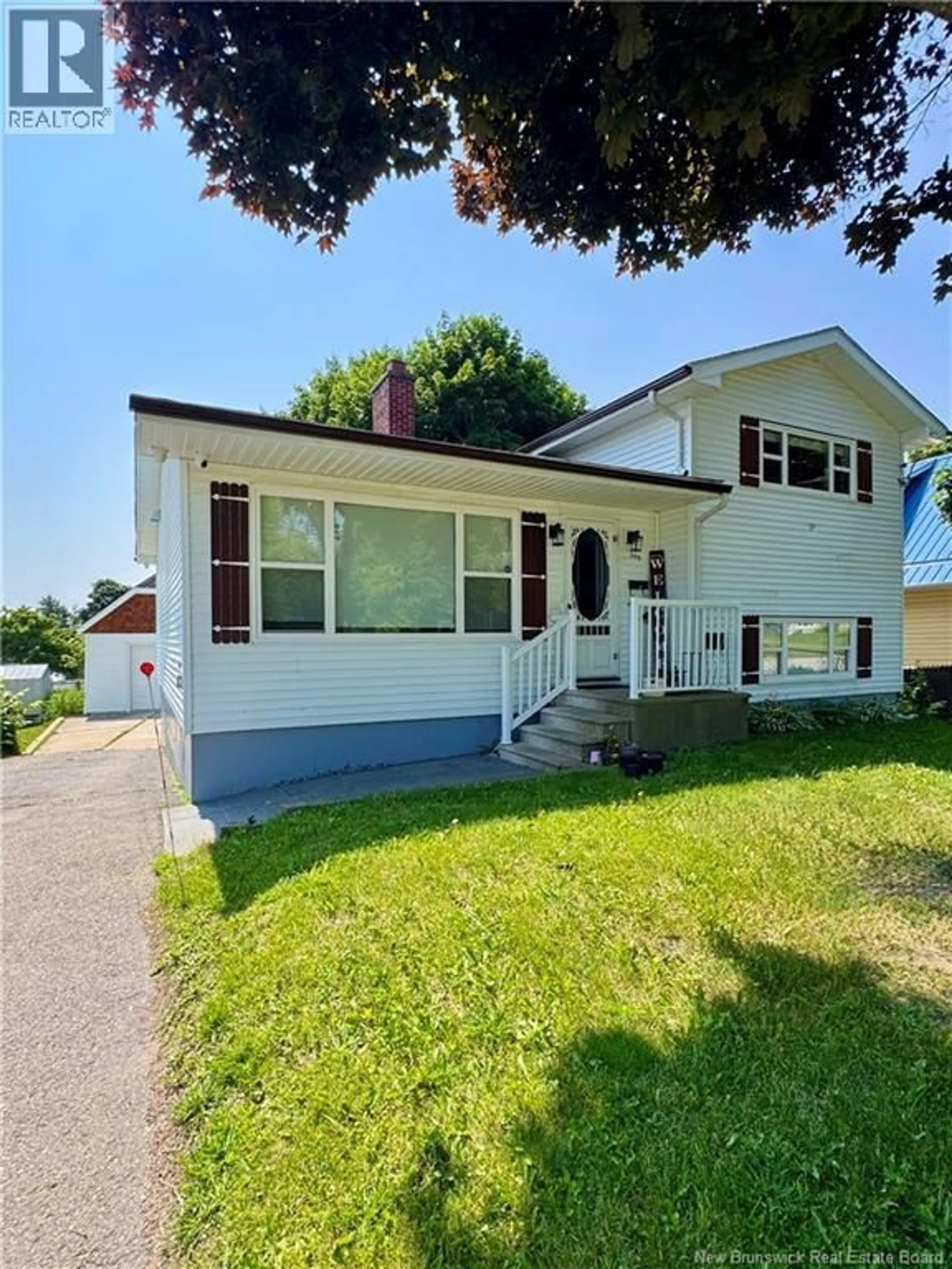 Home with vinyl exterior material, street for 240 ALEXANDER STREET, Miramichi New Brunswick E1V1H3