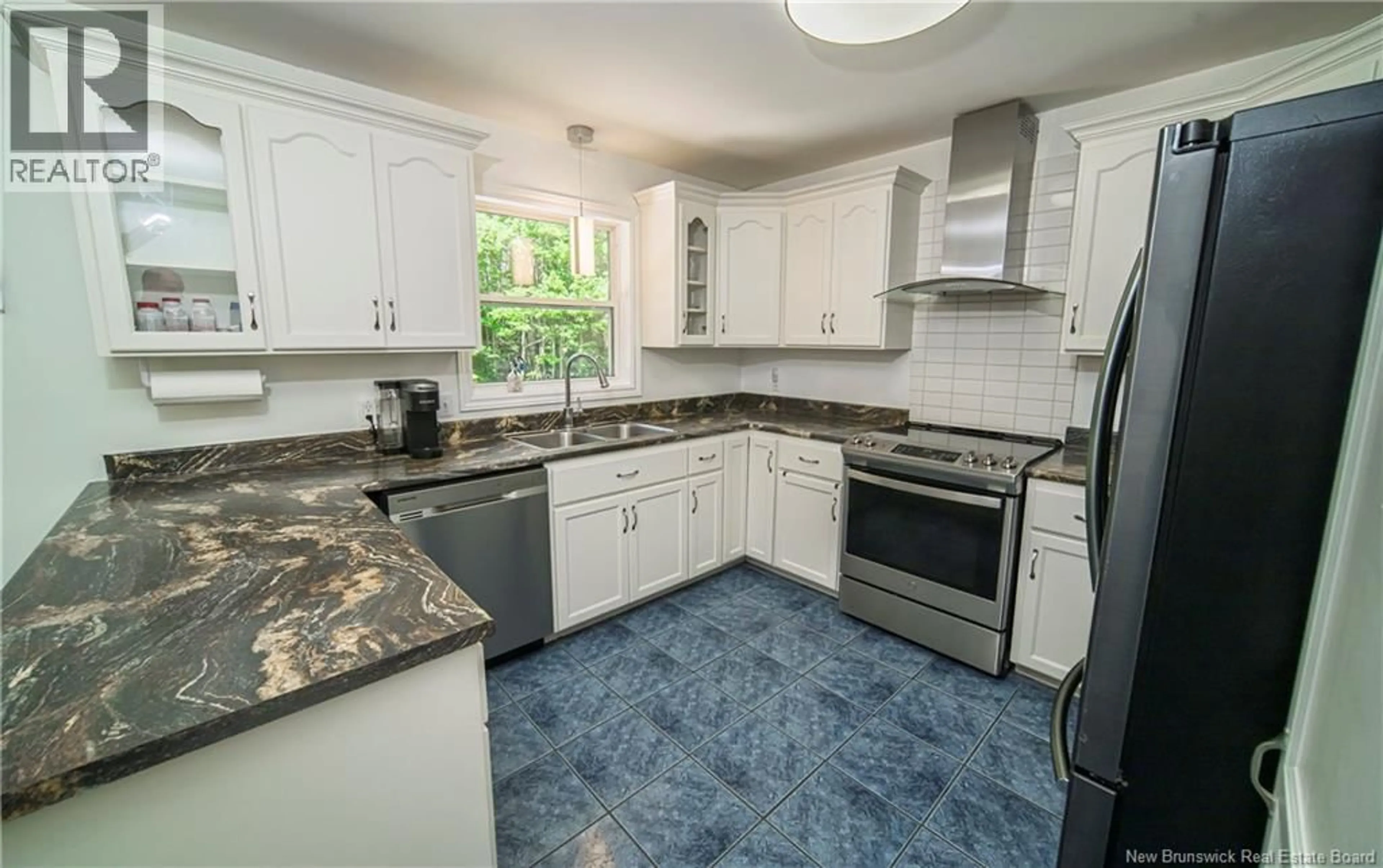 Standard kitchen, ceramic/tile floor for 514 ROUTE 655, Lincoln New Brunswick E3B8T6