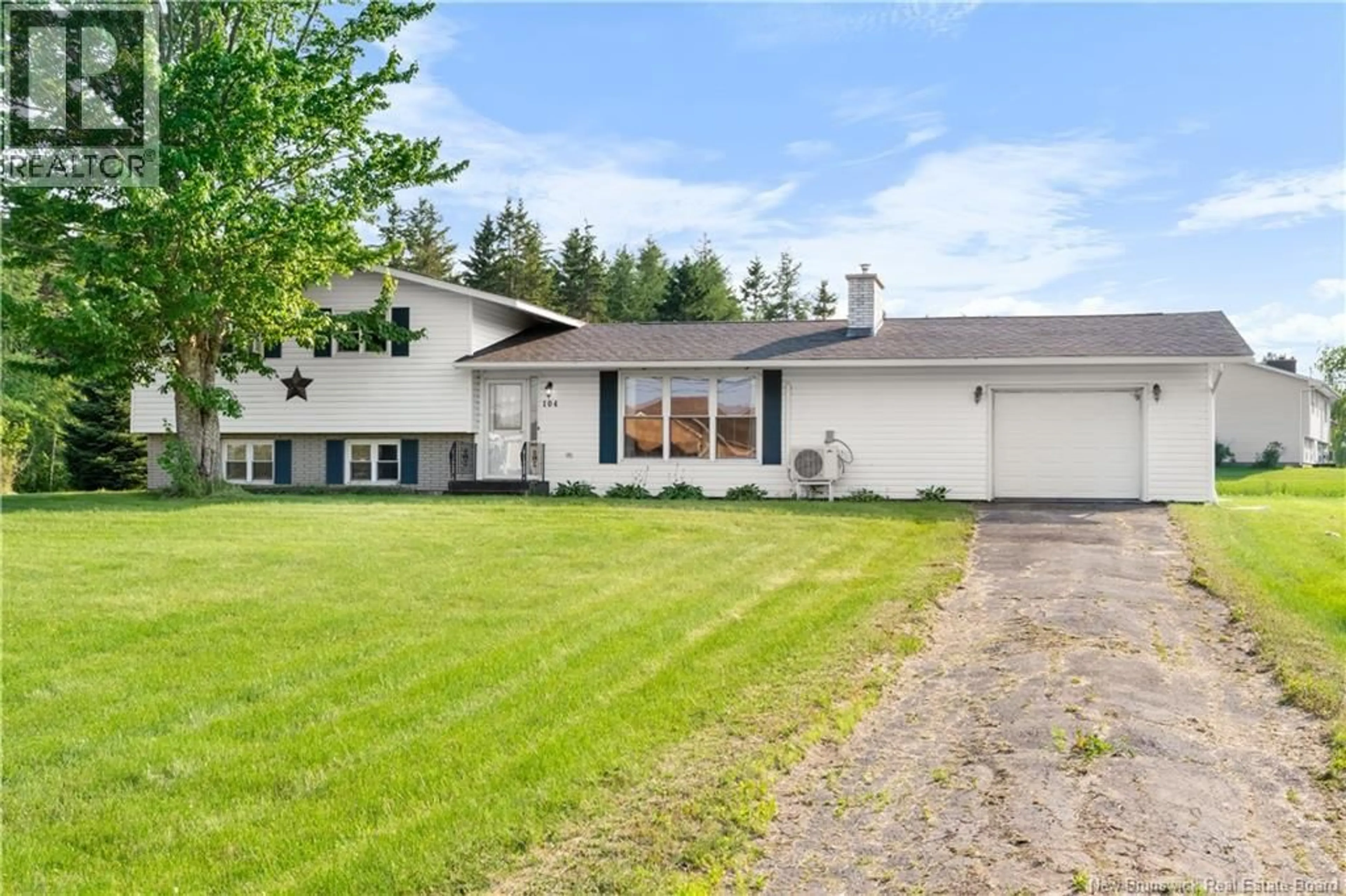 Unknown for 104 EVANGELINE STREET, Bouctouche New Brunswick E4S3E5