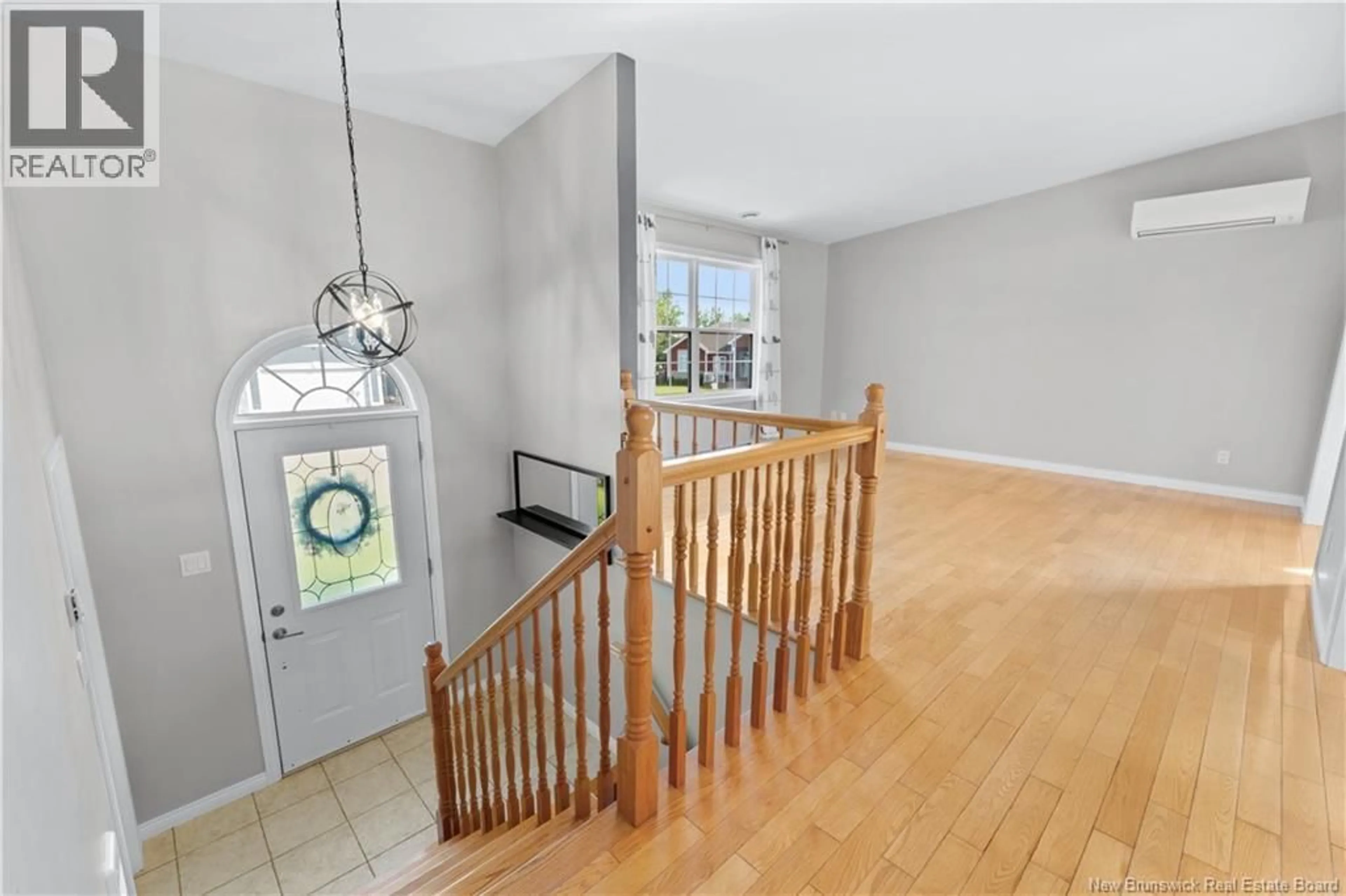 Indoor foyer for 15 GEORGE RUELLE, Bouctouche New Brunswick E4S3E9