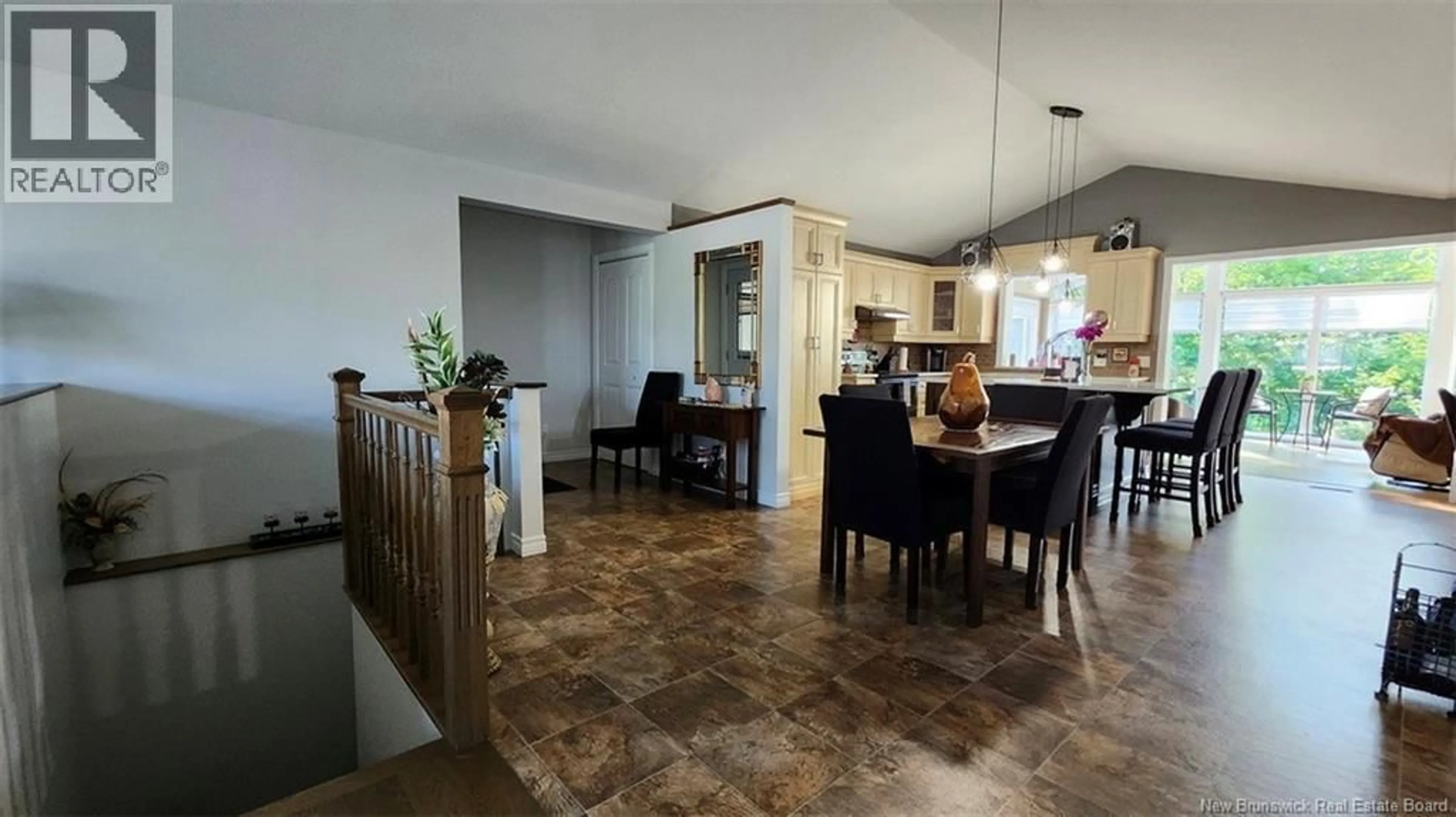 Dining room, ceramic/tile floor for 71 BREAU AVENUE, Edmundston New Brunswick E3V3Z4