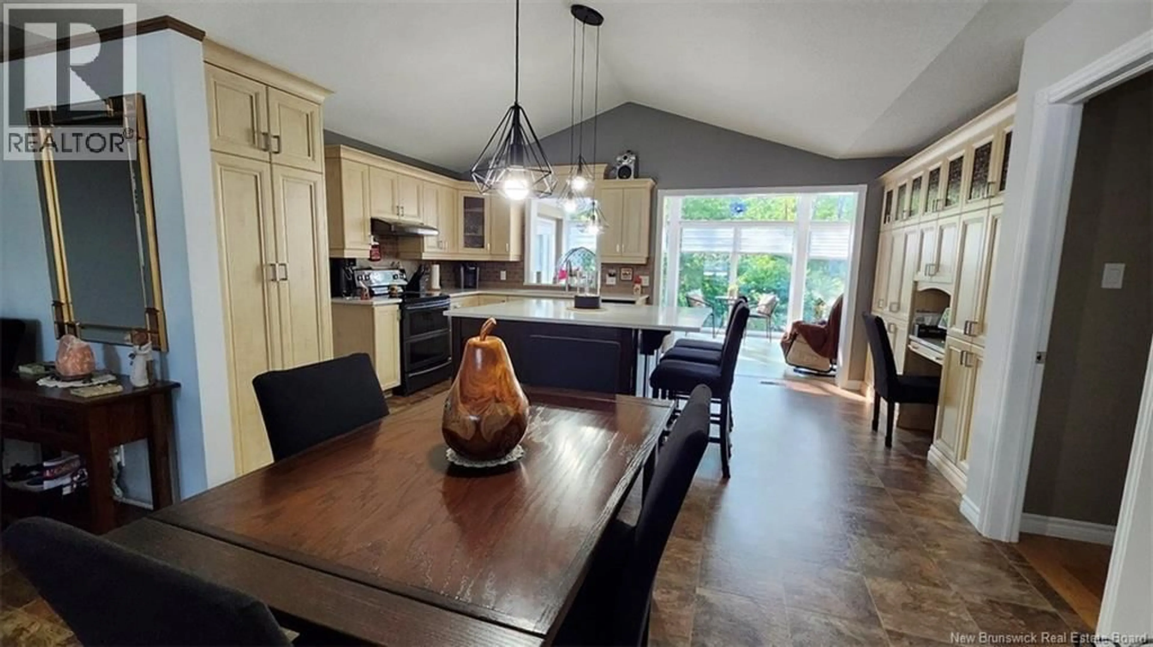 Open concept kitchen, unknown for 71 BREAU AVENUE, Edmundston New Brunswick E3V3Z4