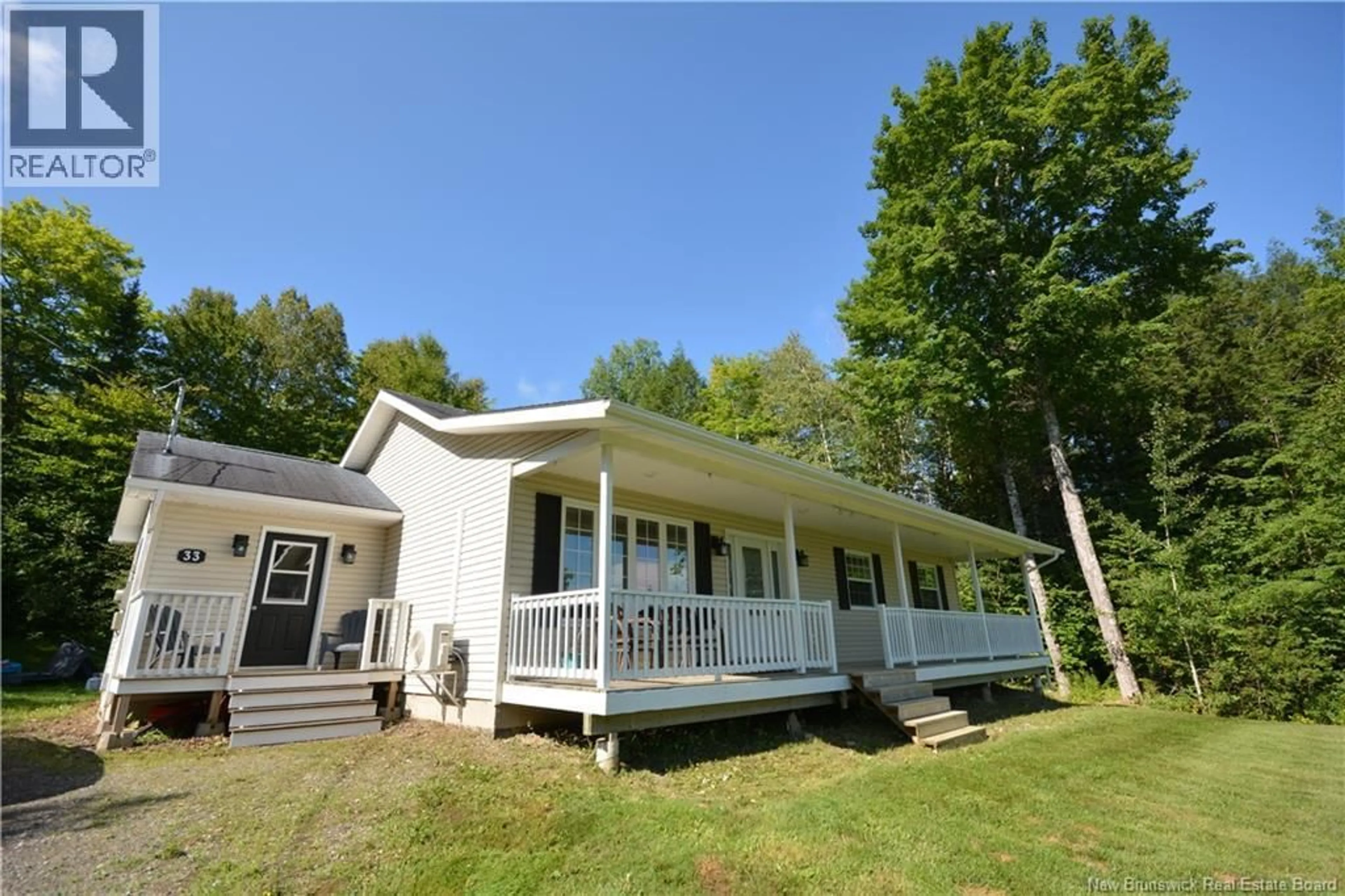 Home with vinyl exterior material, water/lake/river/ocean view for 33 TOURIST BUREAU ROAD, Richmond Corner New Brunswick E7M4W8