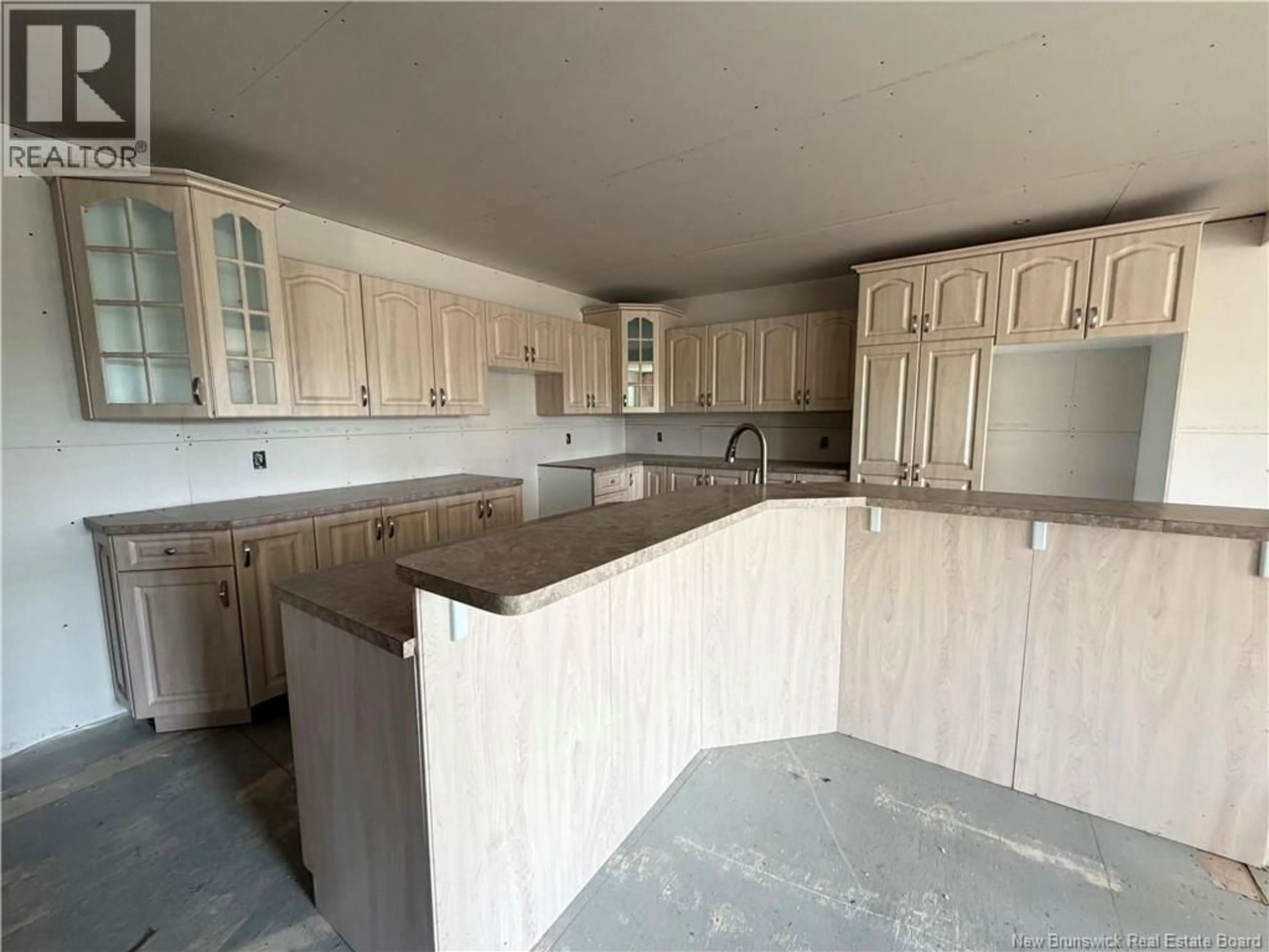 Open concept kitchen, unknown for 10660 ROUTE 17, Menneval New Brunswick E8B1Z3