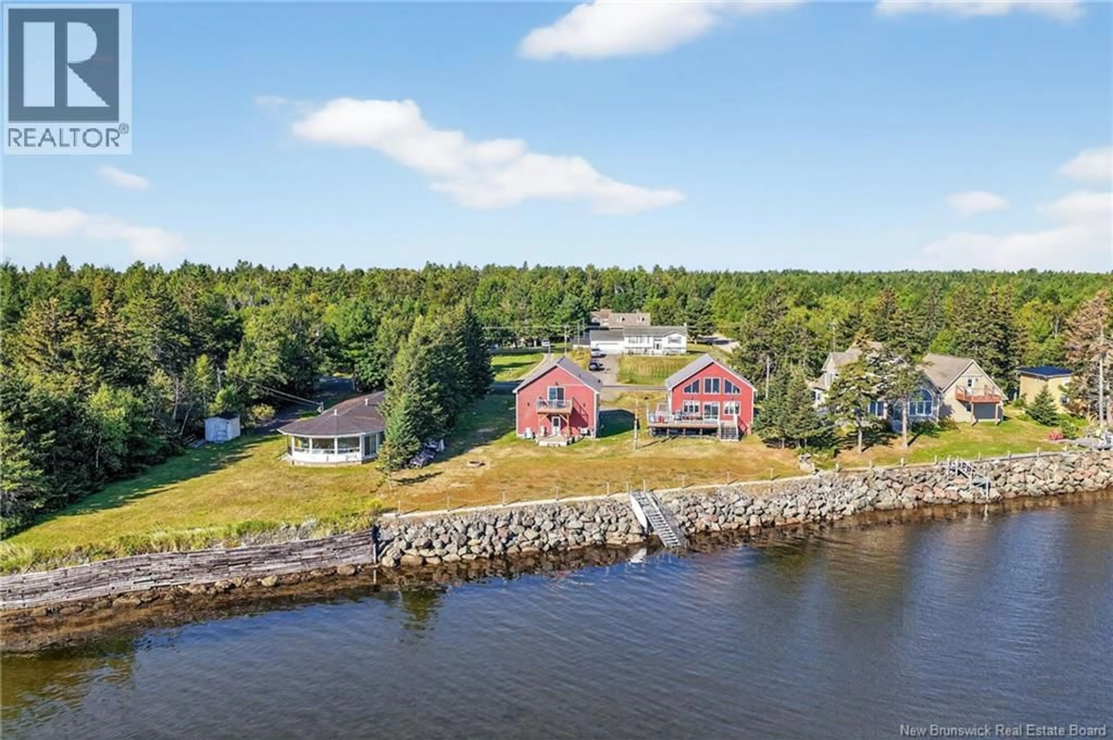 A pic from outside/outdoor area/front of a property/back of a property/a pic from drone, water/lake/river/ocean view for 928 ROUTE 475, Bouctouche Bay New Brunswick E4S4P9