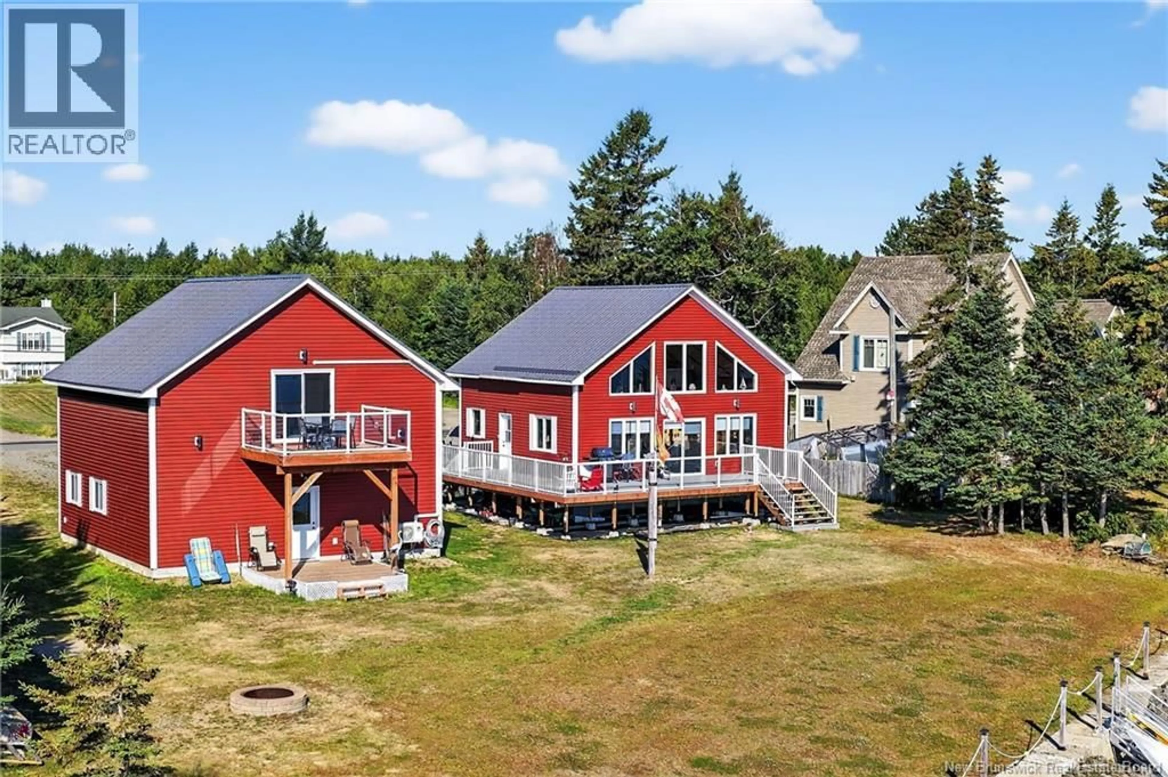 A pic from outside/outdoor area/front of a property/back of a property/a pic from drone, water/lake/river/ocean view for 928 ROUTE 475, Bouctouche Bay New Brunswick E4S4P9