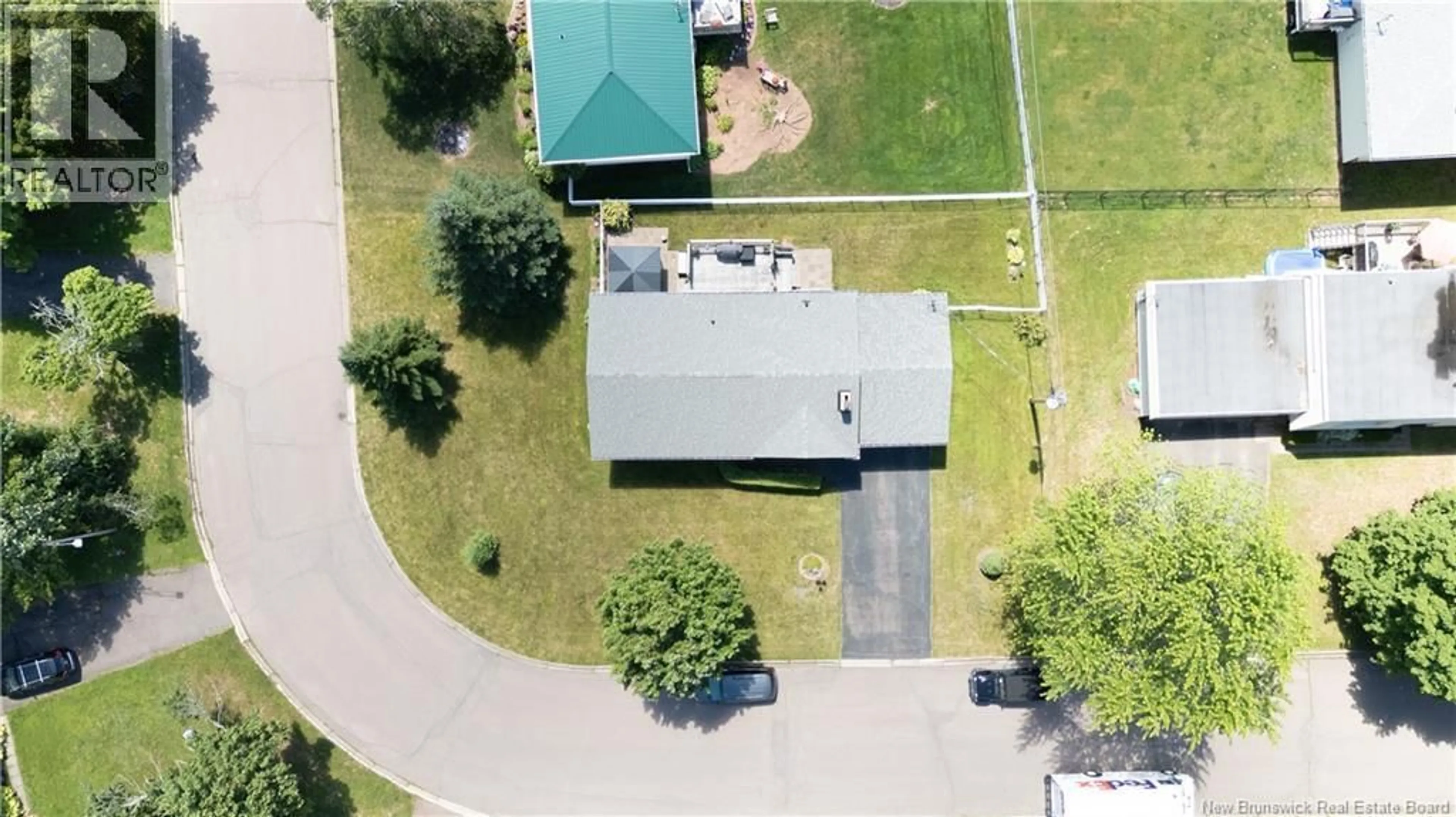 A pic from outside/outdoor area/front of a property/back of a property/a pic from drone, street for 13 TRIDER COURT, Riverview New Brunswick E1B3R7