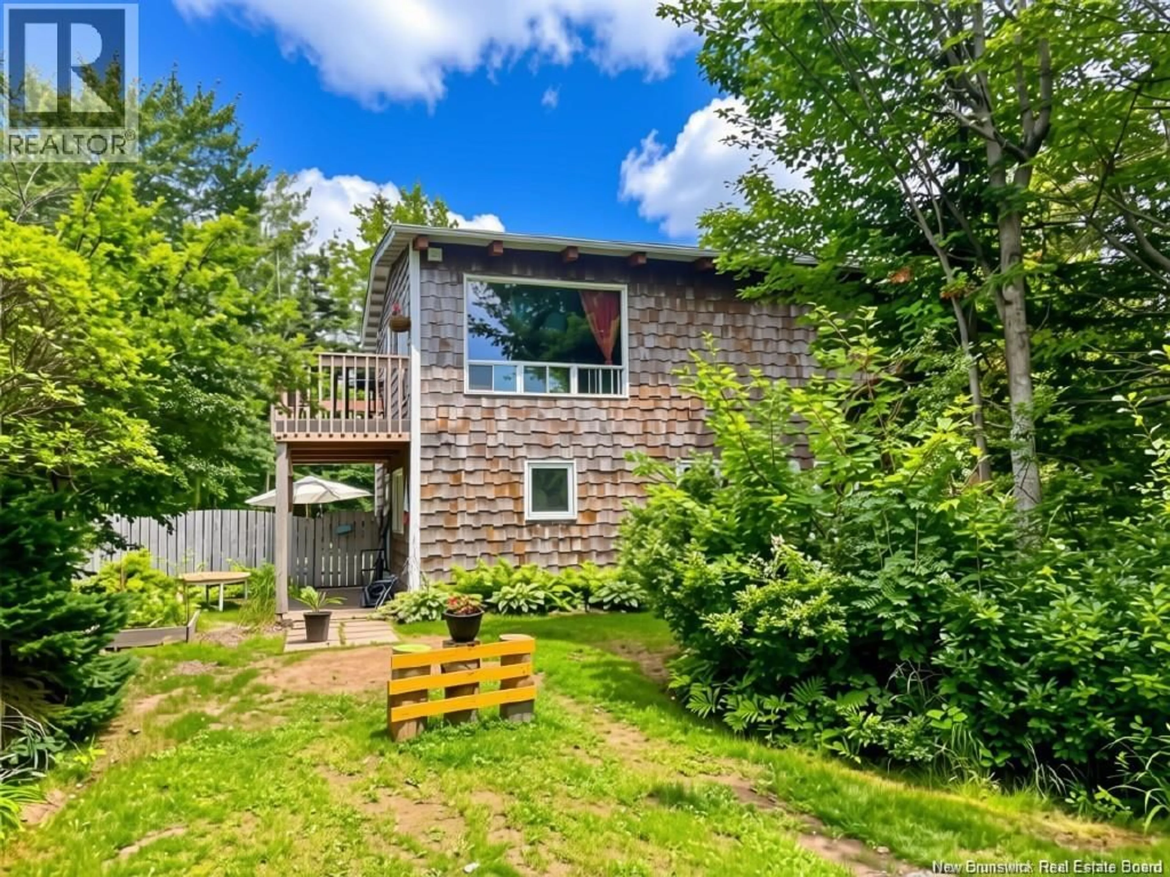 Shed for 256 RUE BELLE ISLE STREET, Shediac New Brunswick E4P2V7