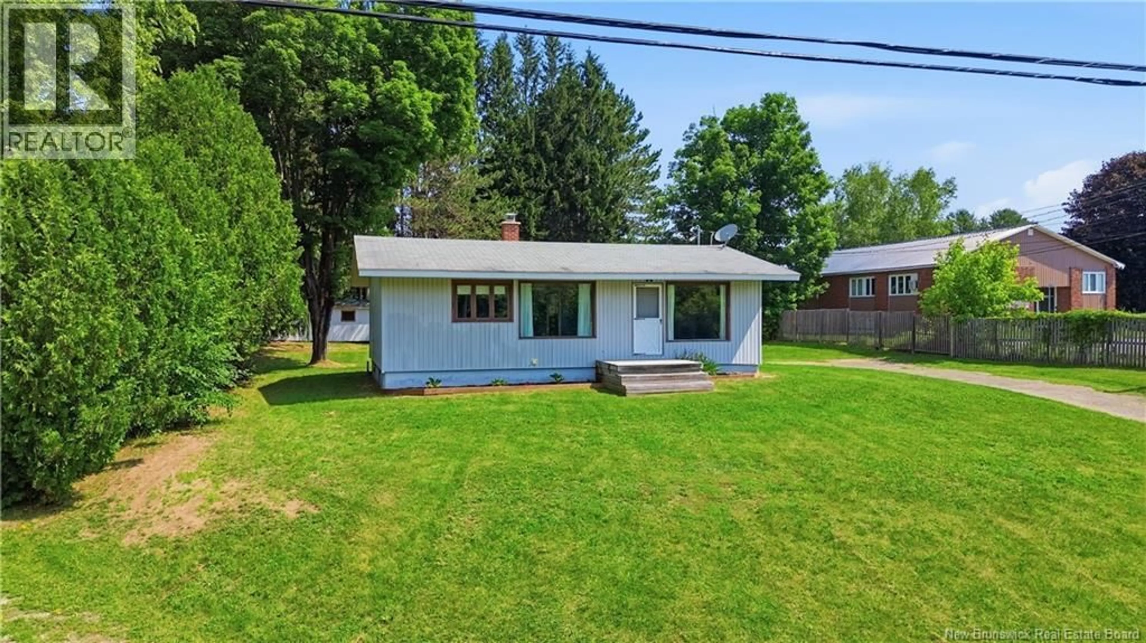 A pic from outside/outdoor area/front of a property/back of a property/a pic from drone, unknown for 2 WELCH STREET, Florenceville-Bristol New Brunswick E7L2E4
