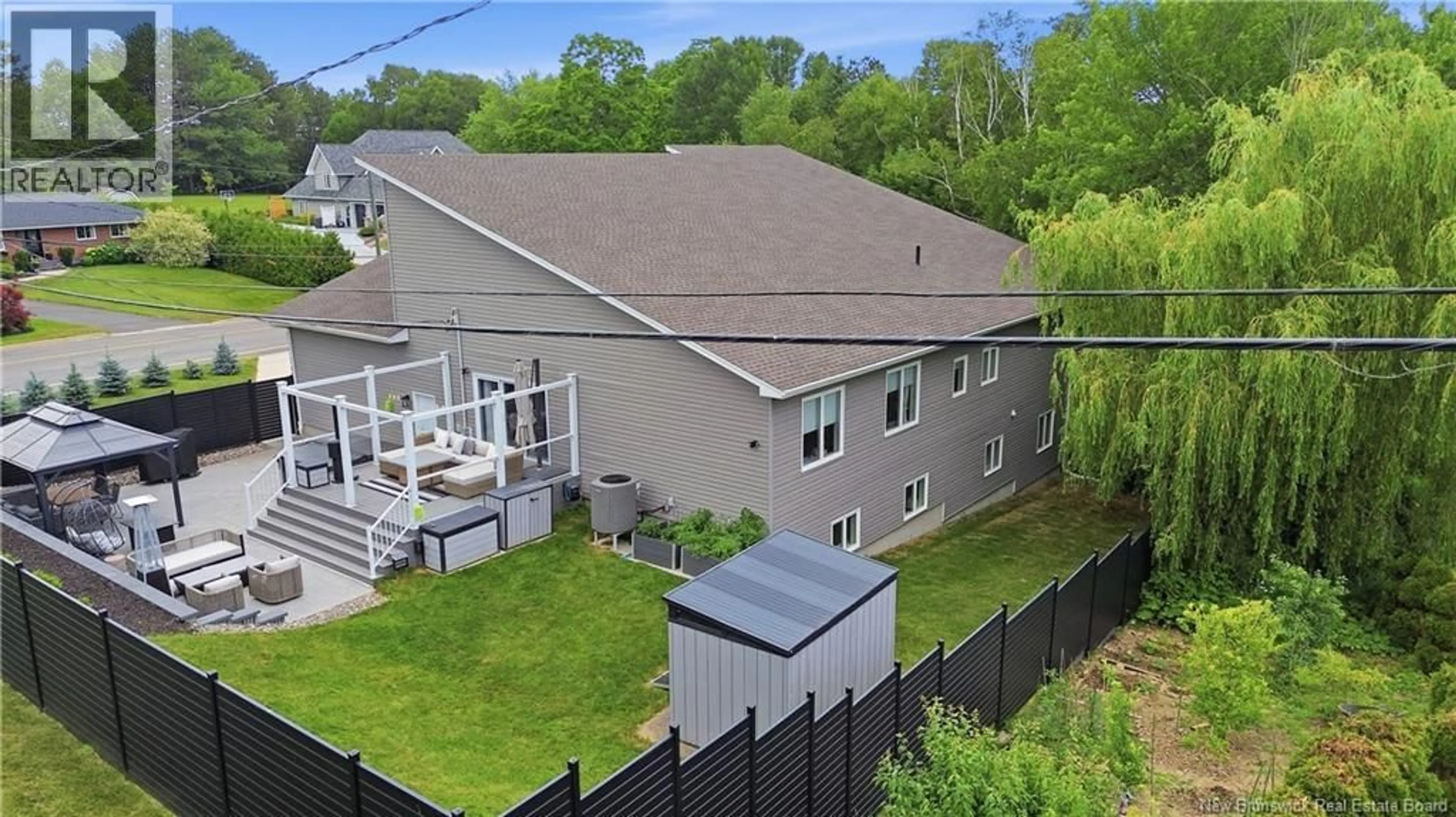 A pic from outside/outdoor area/front of a property/back of a property/a pic from drone, unknown for 715 GOLF CLUB ROAD, Fredericton New Brunswick E3B7S5