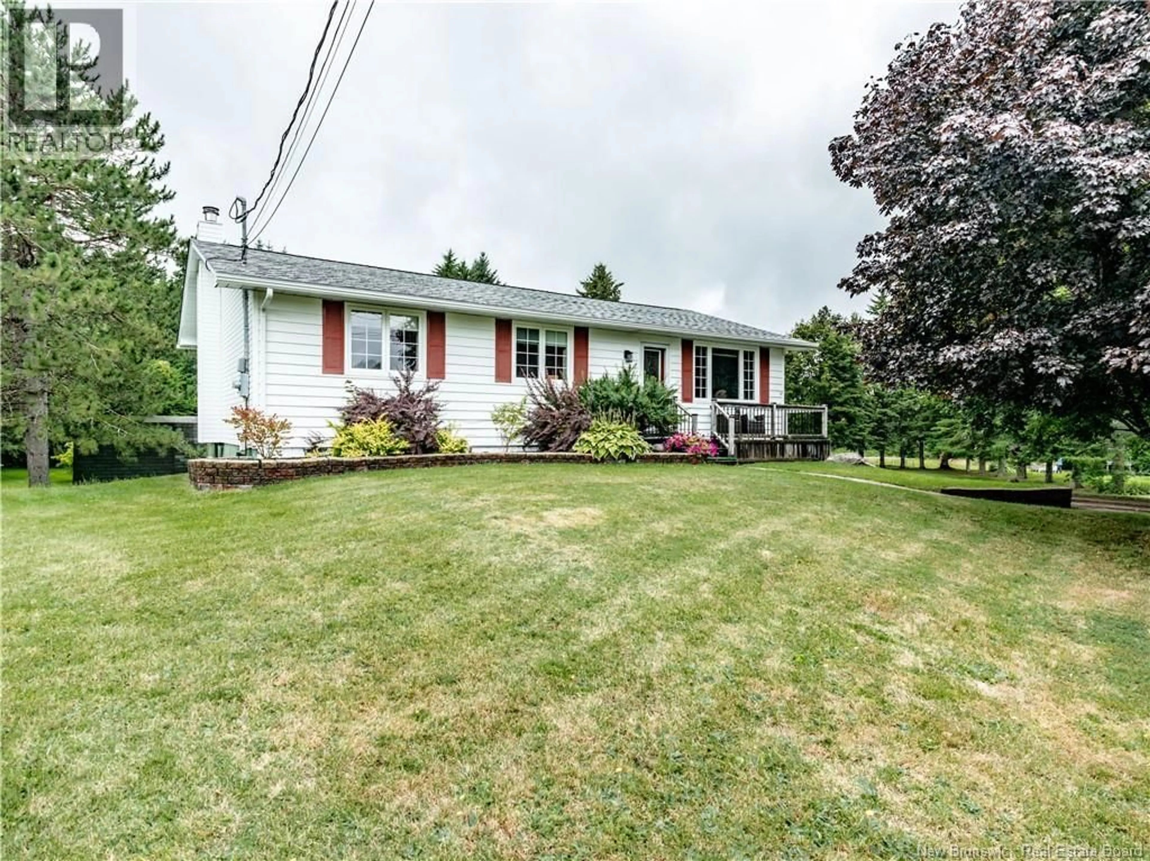 A pic from outside/outdoor area/front of a property/back of a property/a pic from drone, street for 29 DUBOIS STREET, Saint-Louis-De-Kent New Brunswick E4X1C8