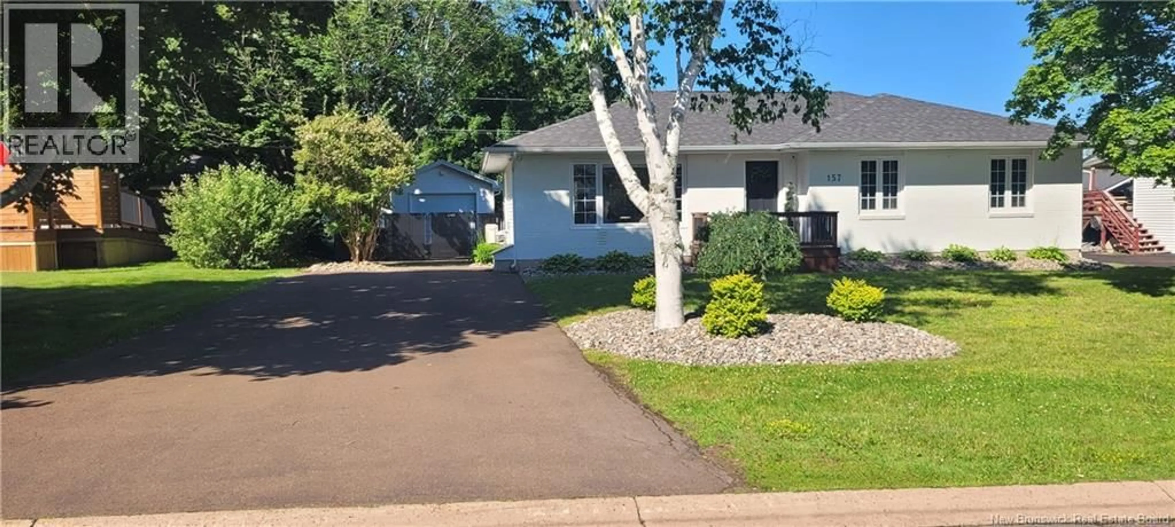 Home with vinyl exterior material, street for 157 SMITH AVENUE, Shediac New Brunswick E4P2S8